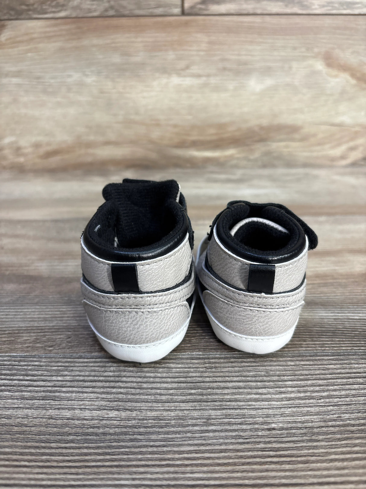 Faux Nike Soft Sole Shoes Grey sz 1/2c