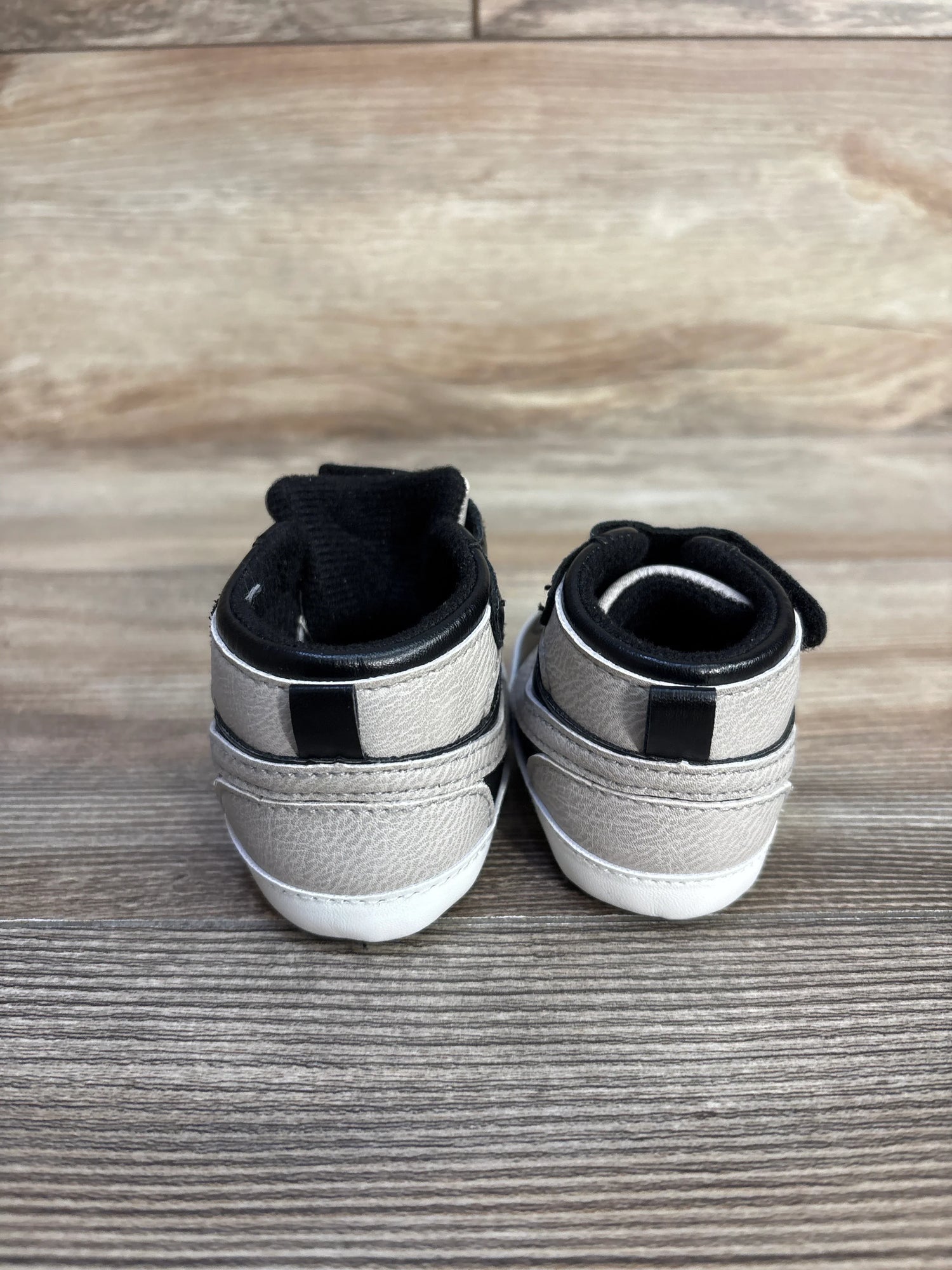 Faux Nike Soft Sole Shoes Grey sz 1/2c