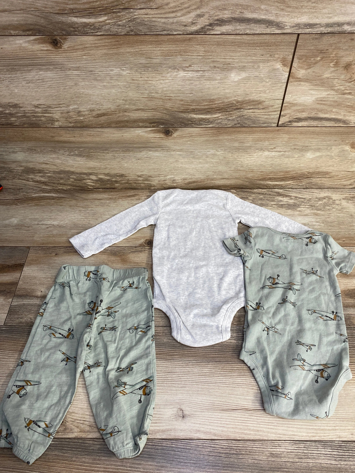 Carter's 3pc Airplane Bodysuit Set Grey/Green sz 9m