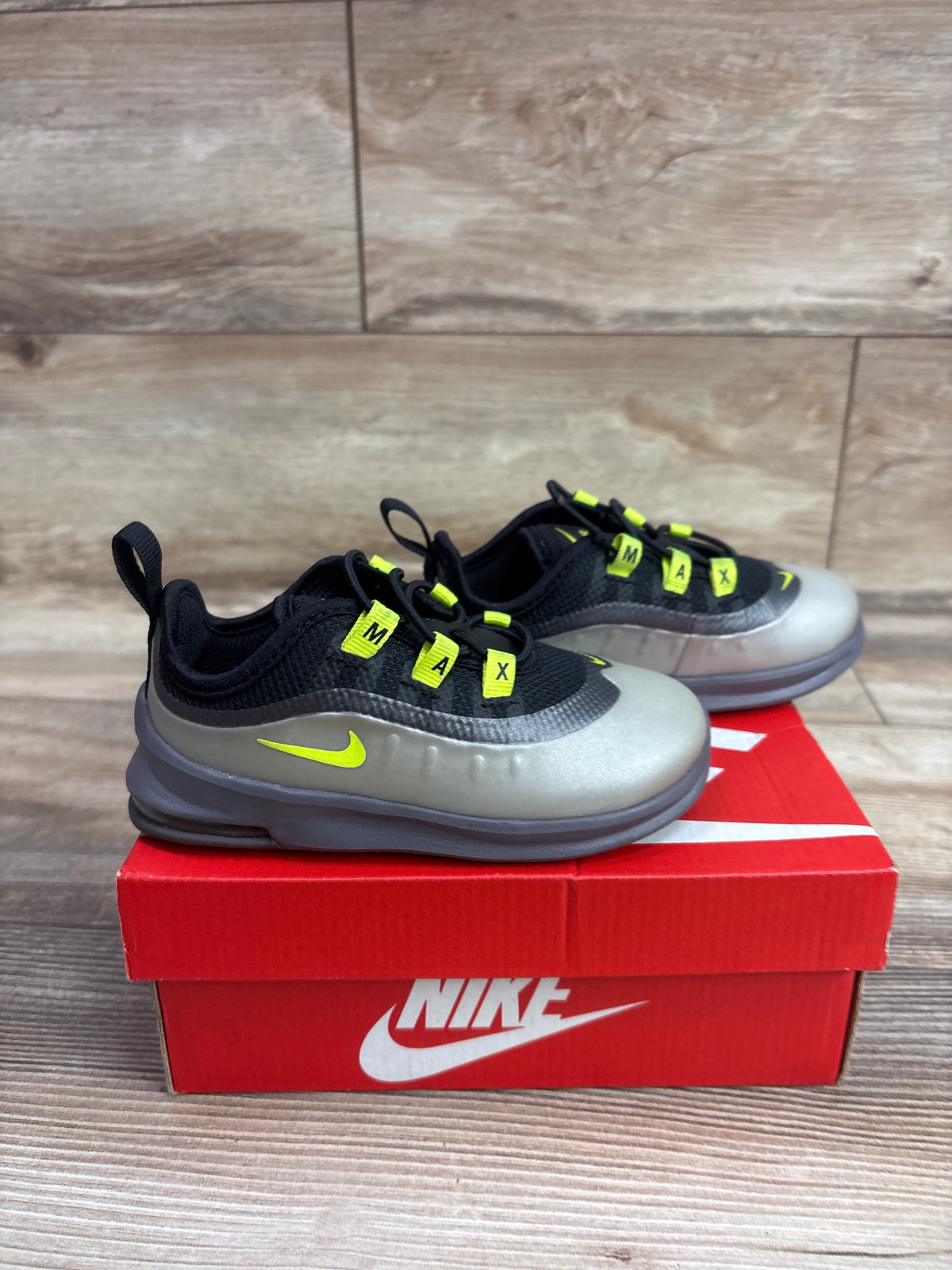 Nike Air Max Axis TD 'Black Volt' Sneakers sz 8c