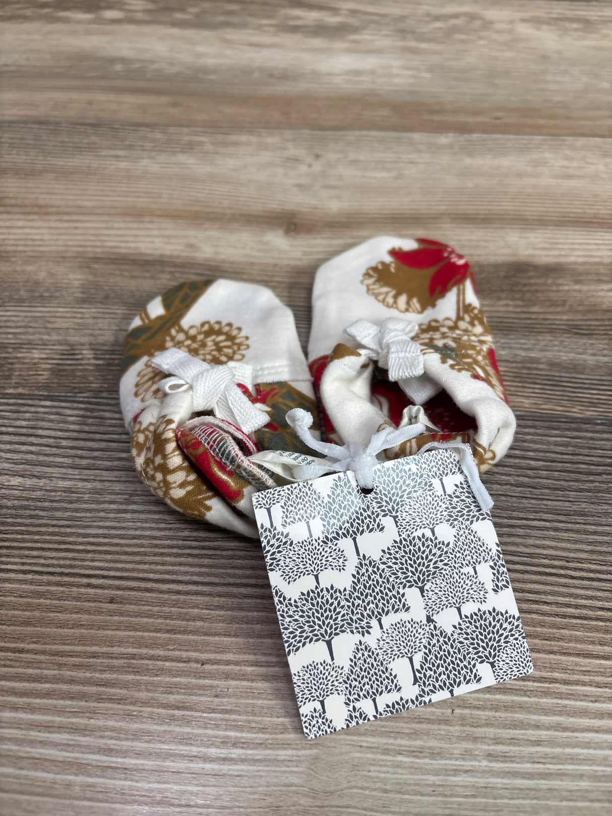 NEW Kate Quinn Red Retro Floral Tie Booties Cream sz 4/5c (12-18m)