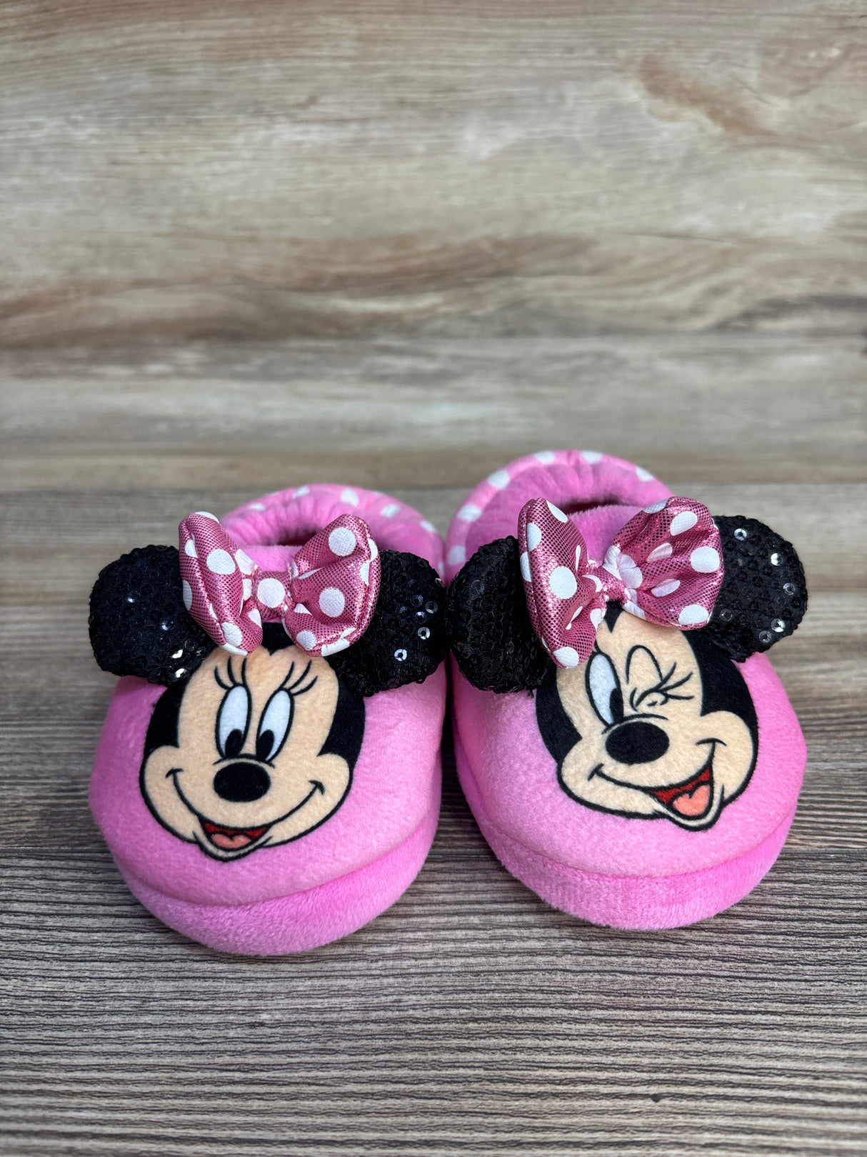 Minnie Mouse Slippers Pink sz 5/6c