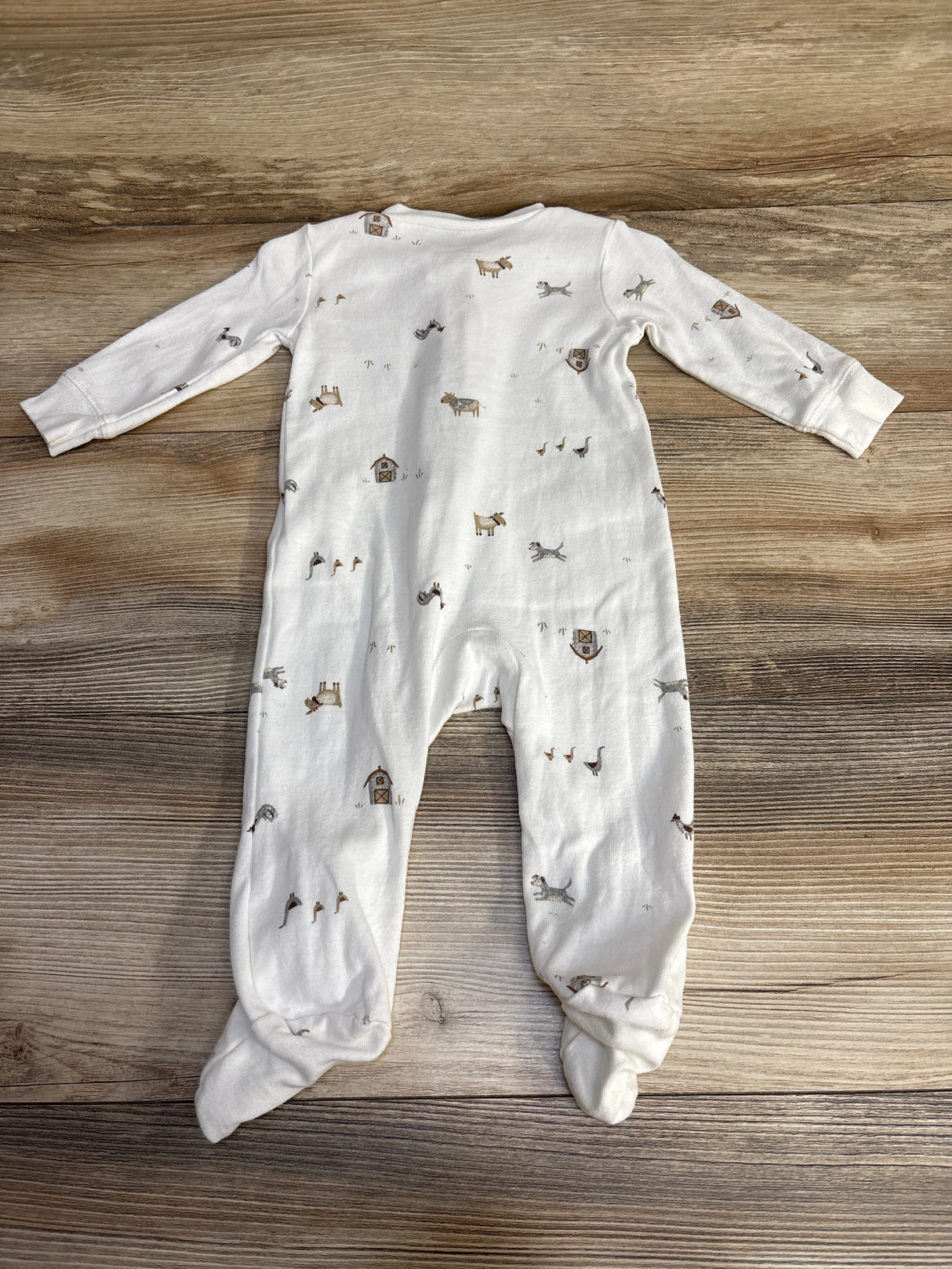 Carter's Animal Print Sleeper White sz 6m - Me n Mommy To Be