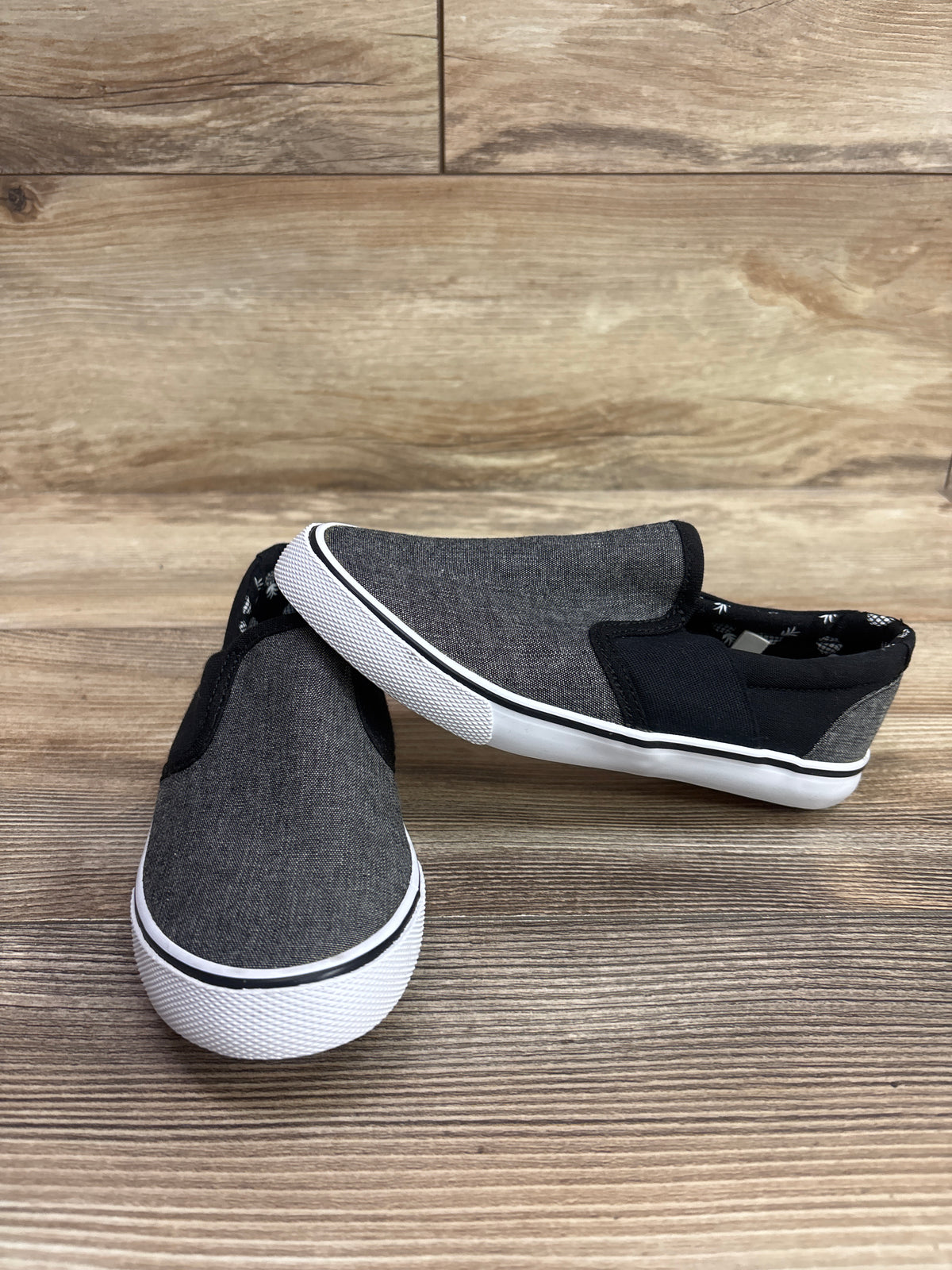 Cat & Jack Canvas Slip-On Sneakers Grey sz 13c