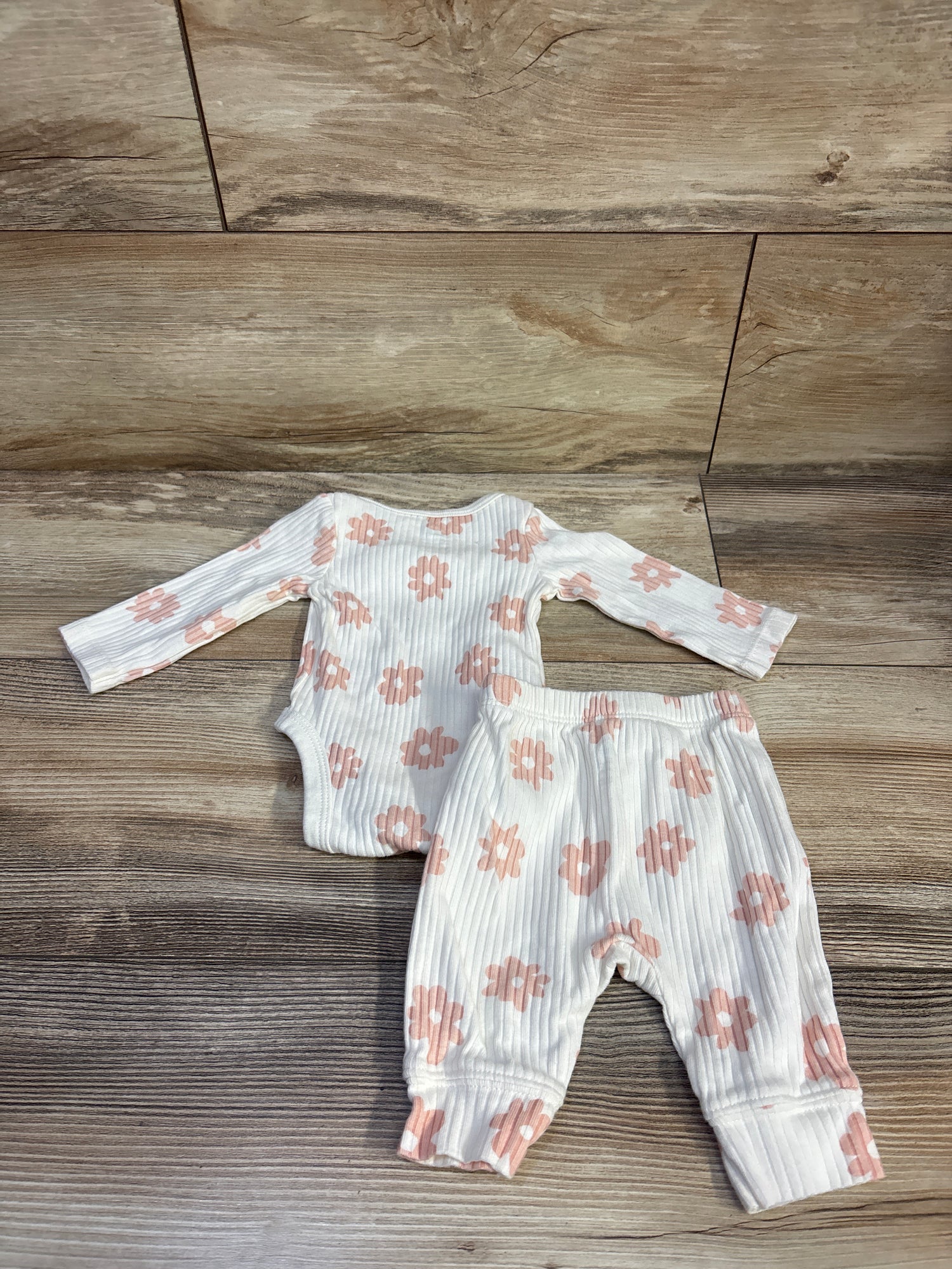 Cloud Island Ribbed 2pc Bodysuit & Pants Ivory sz Newborn
