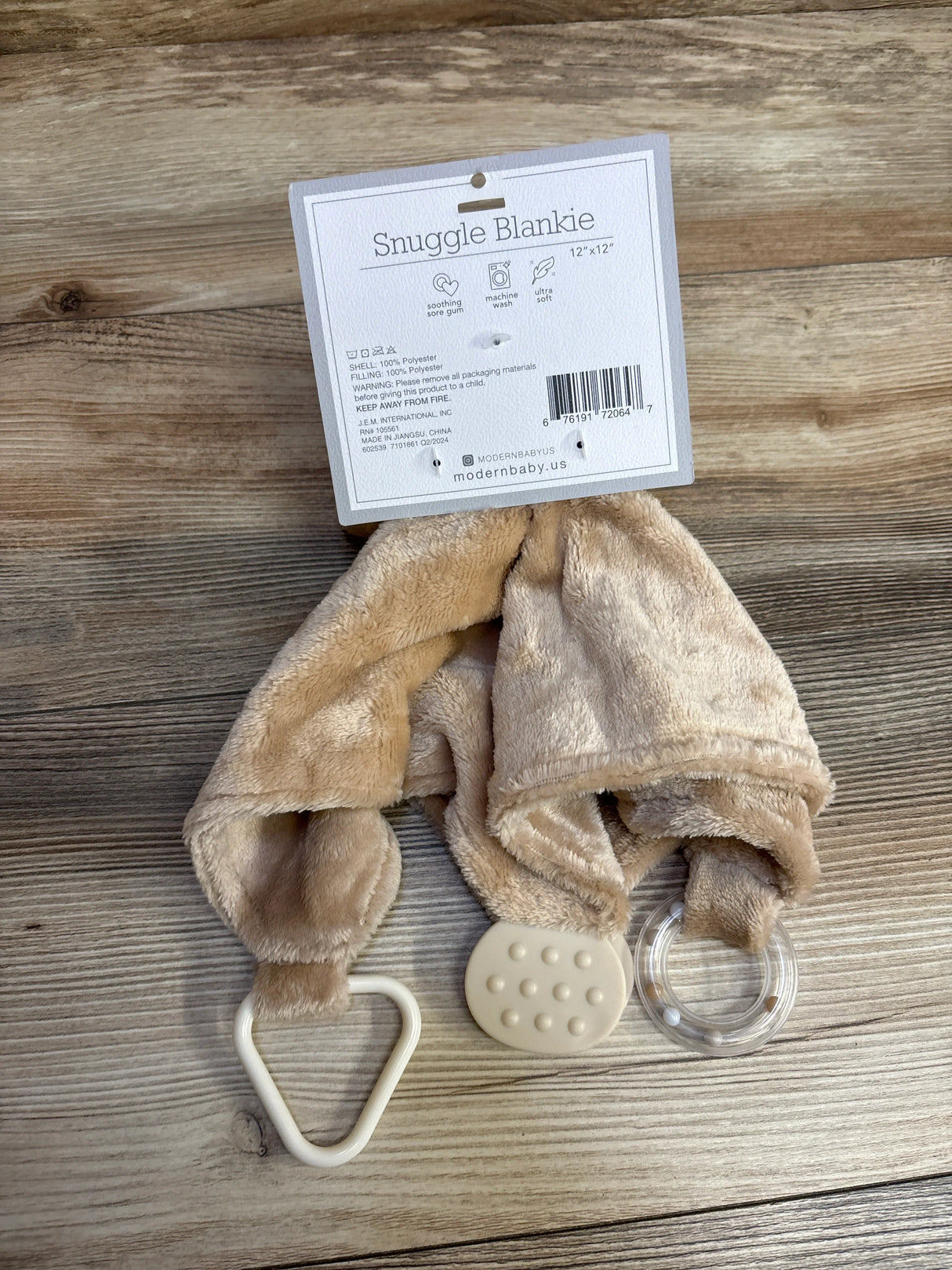 NEW Modern Baby Security Blanket Lovey, Lion - Me n Mommy To Be
