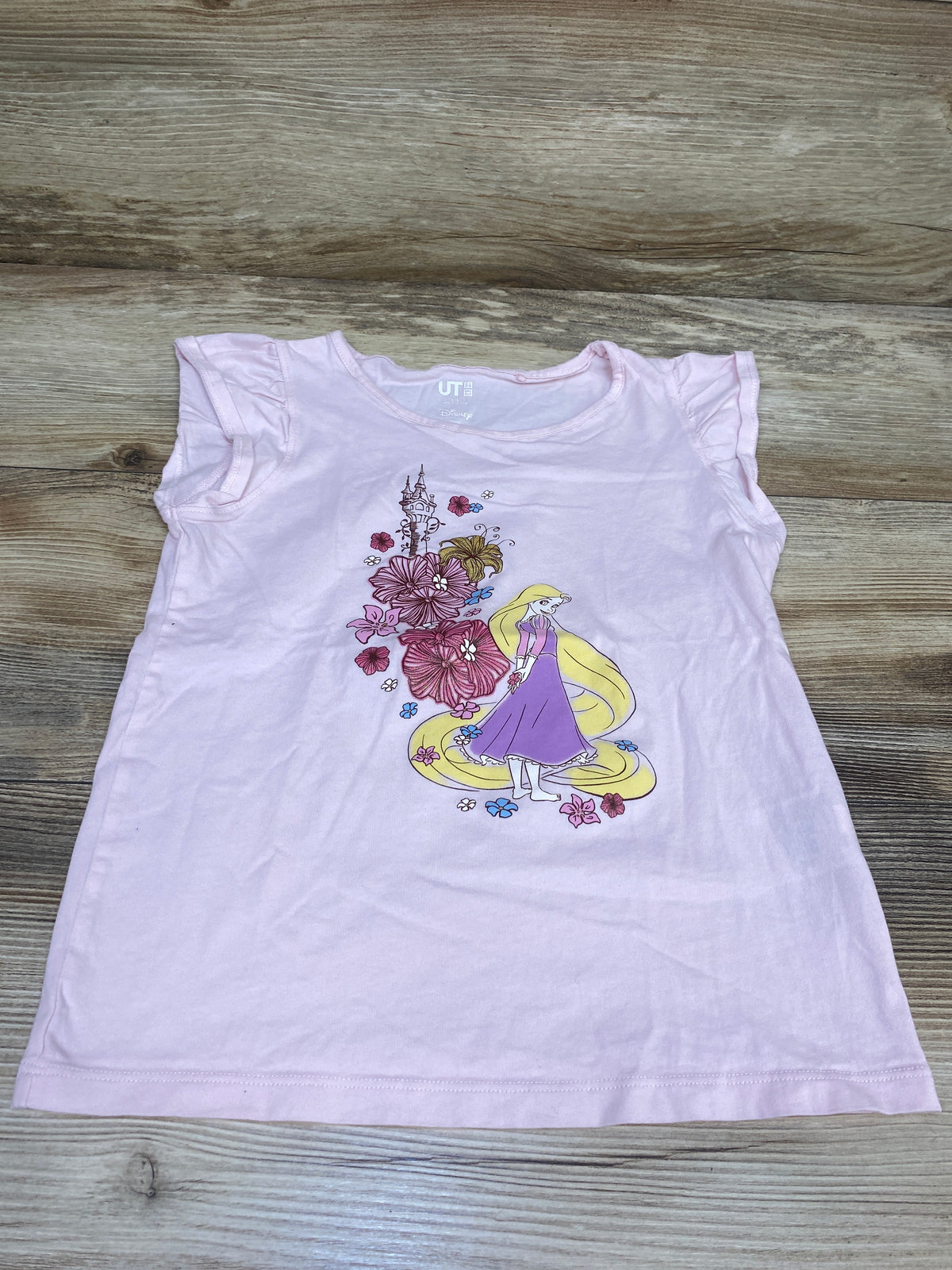 Uniqlo UT x Disney Rapunzel Shirt Pink sz 5-6T