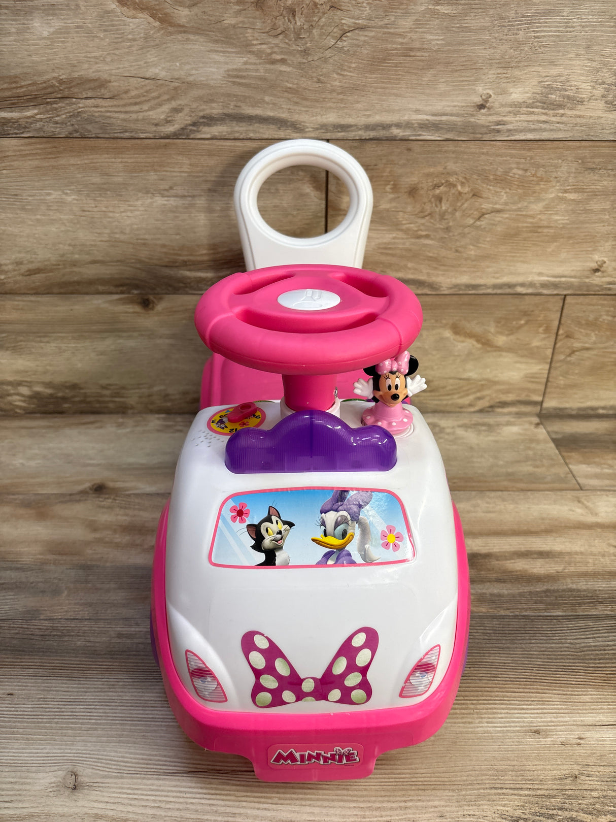 Kiddieland Disney Minnie Mouse Light n' Sound Car Ride-On