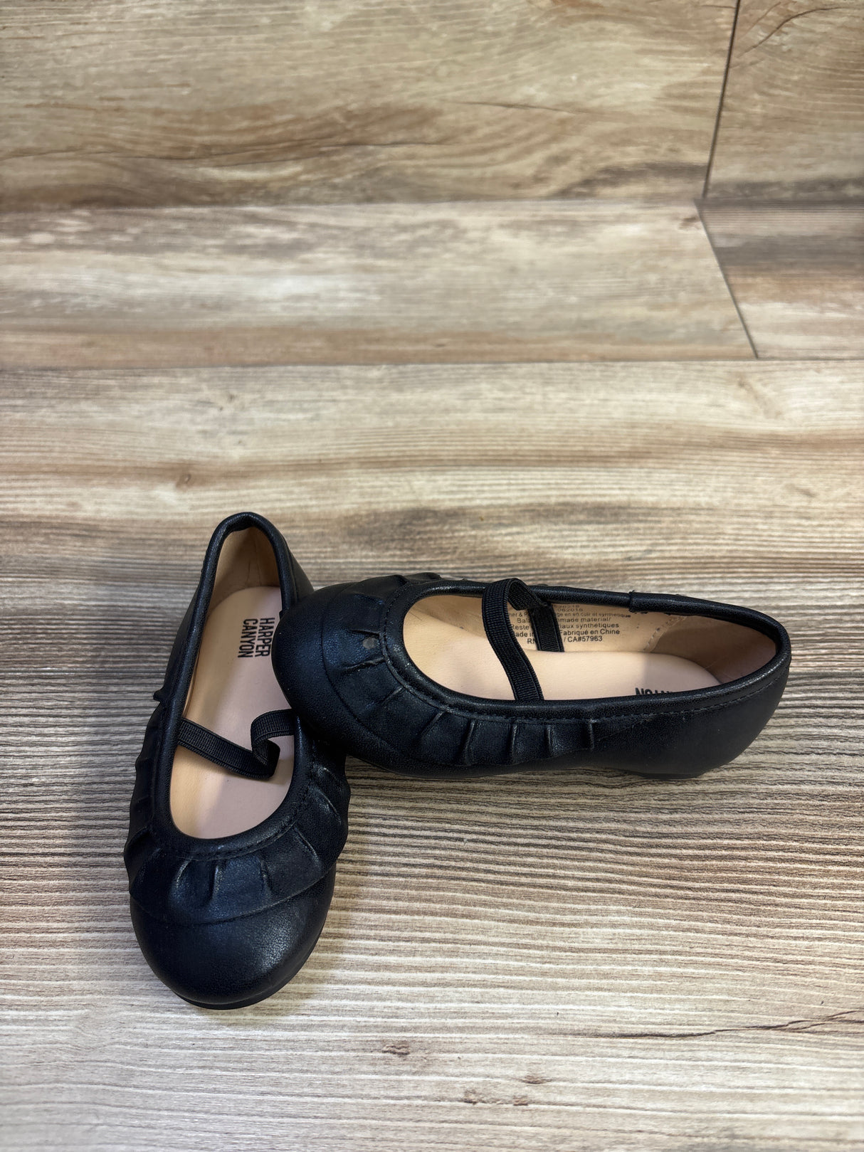 Harper Canyon Mary Jane Flats Black sz 6c