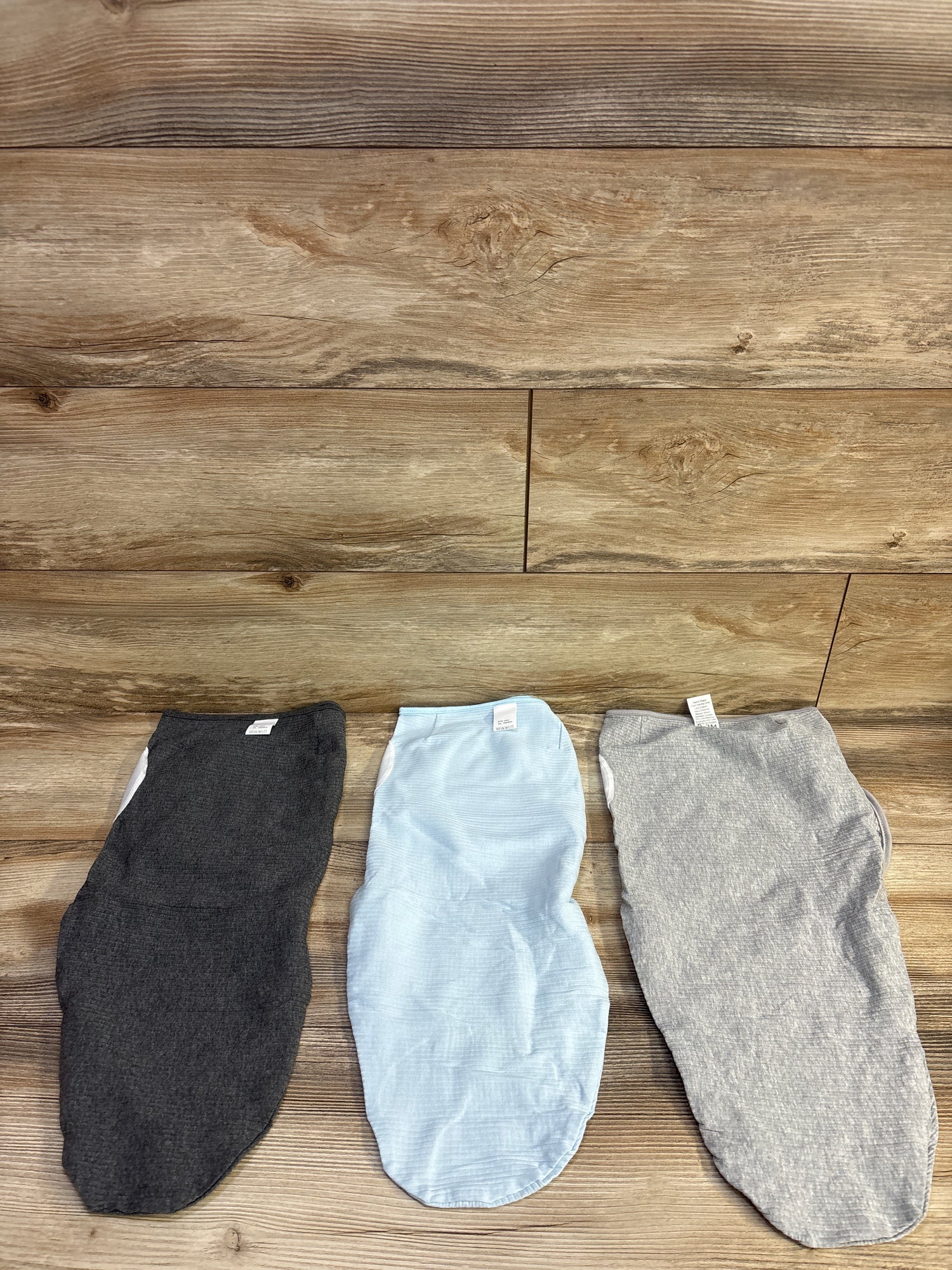 NWOT 3pk Ribbed Swaddle Wraps Grey sz 0-3m