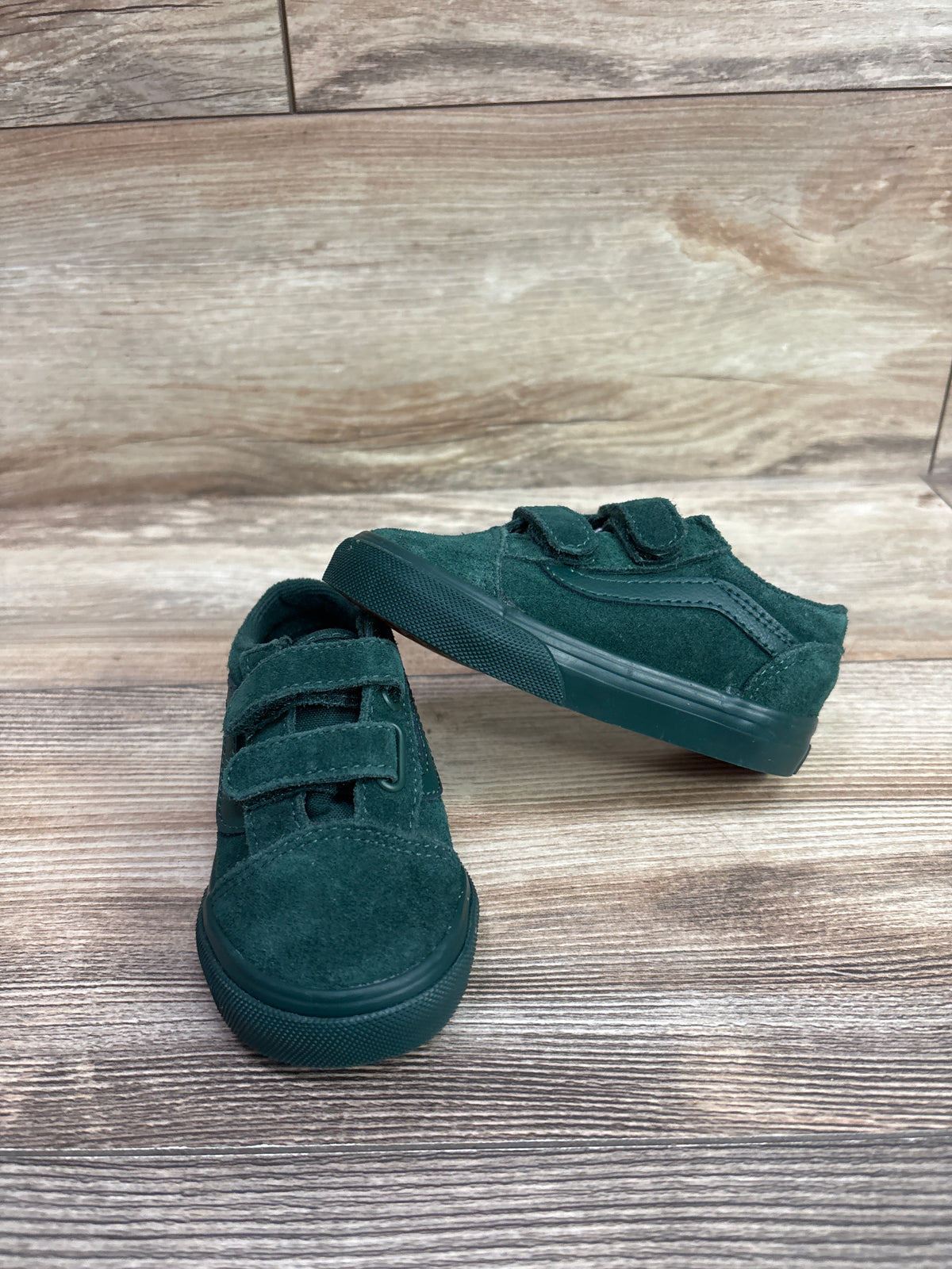 Vans Old Skool V Suede Sneakers Green sz 6.5c