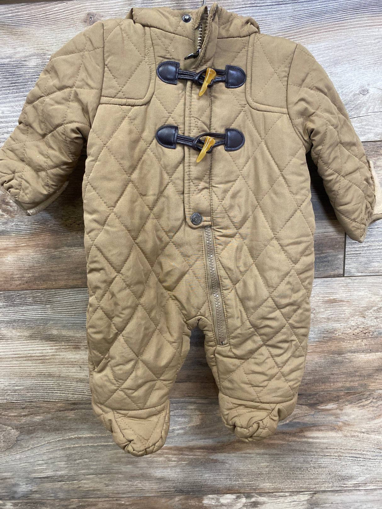 Perry Ellis Boy Quilted Bunting Caramel sz 0-3m