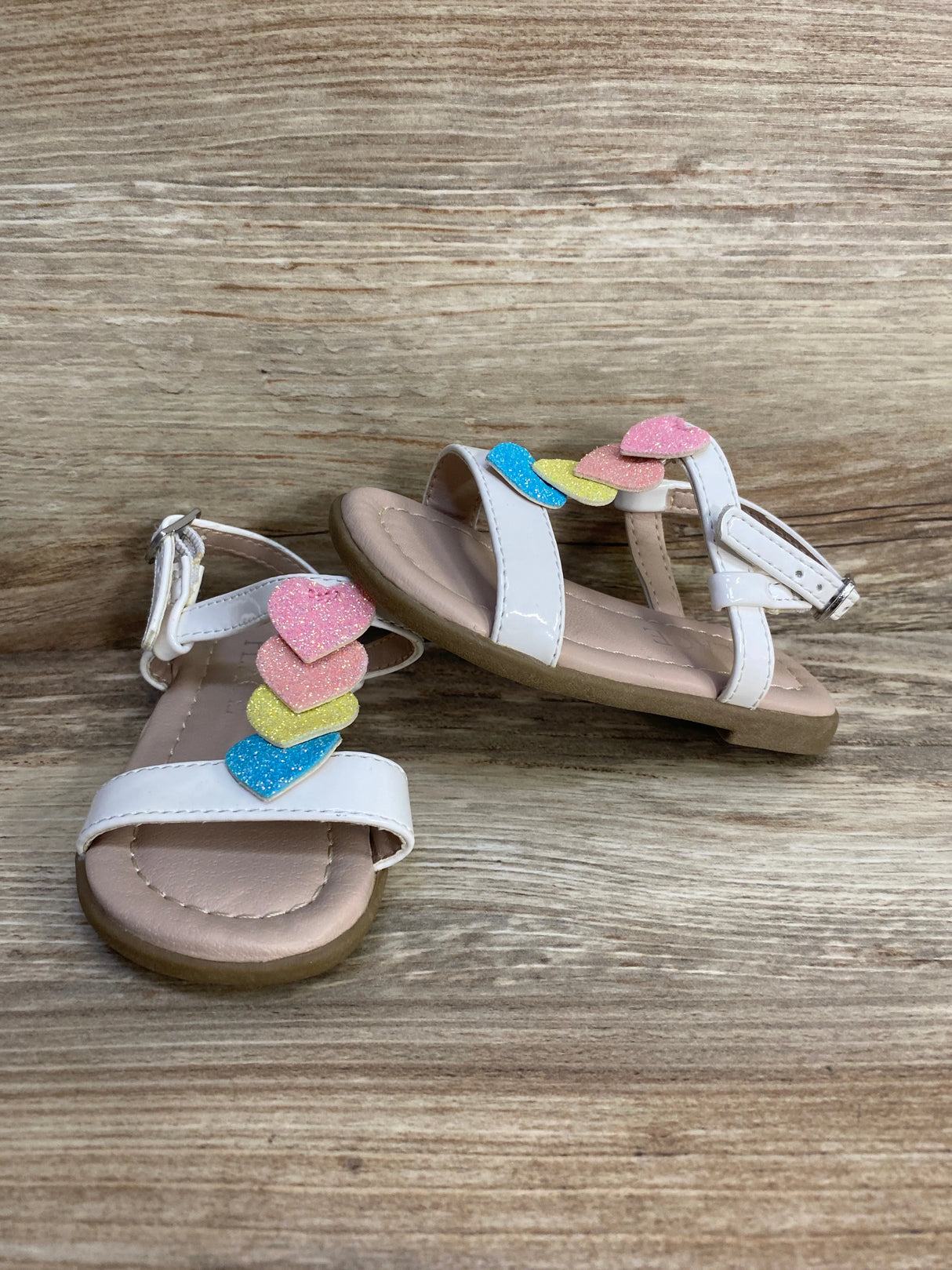 Children's Place Glitter Rainbow Heart Sandals White sz 4c