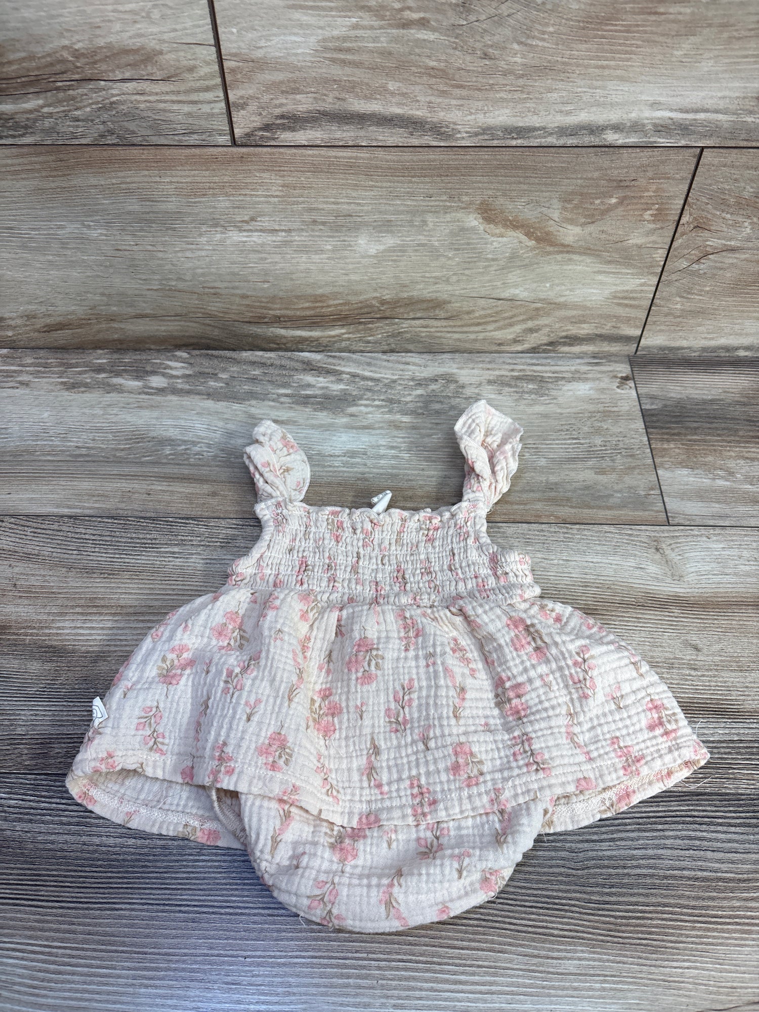 Snug Gauze Smocked Bodysuit Dress Beige sz 6-9m