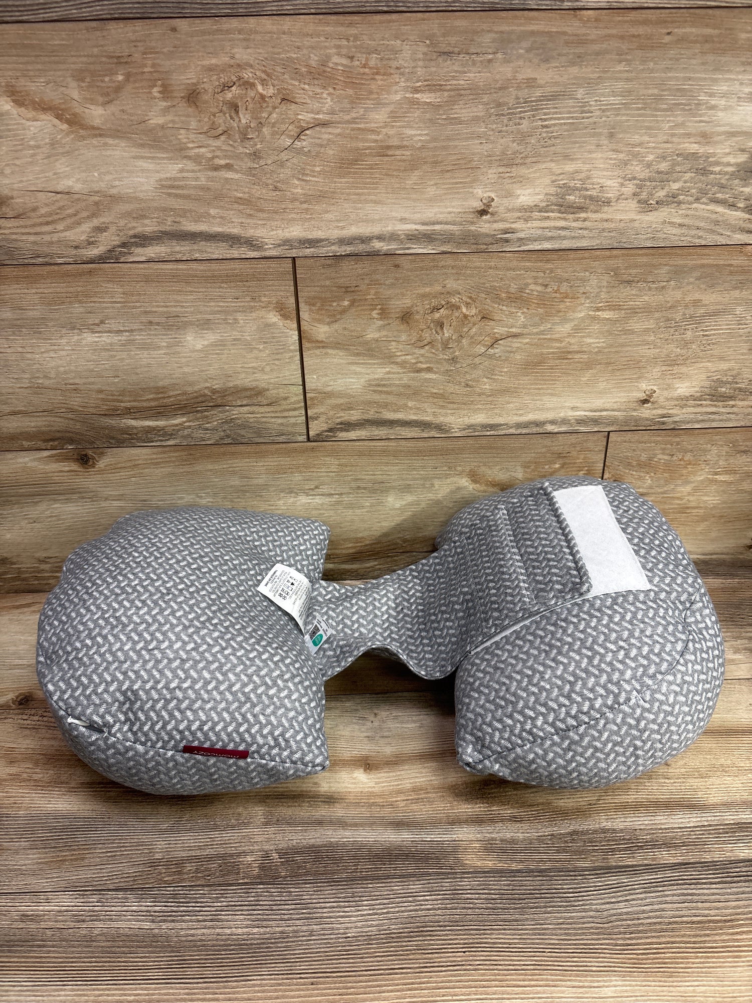 Momcozy W-Shape Adjustable Wedge Pillows with Cooling Cover