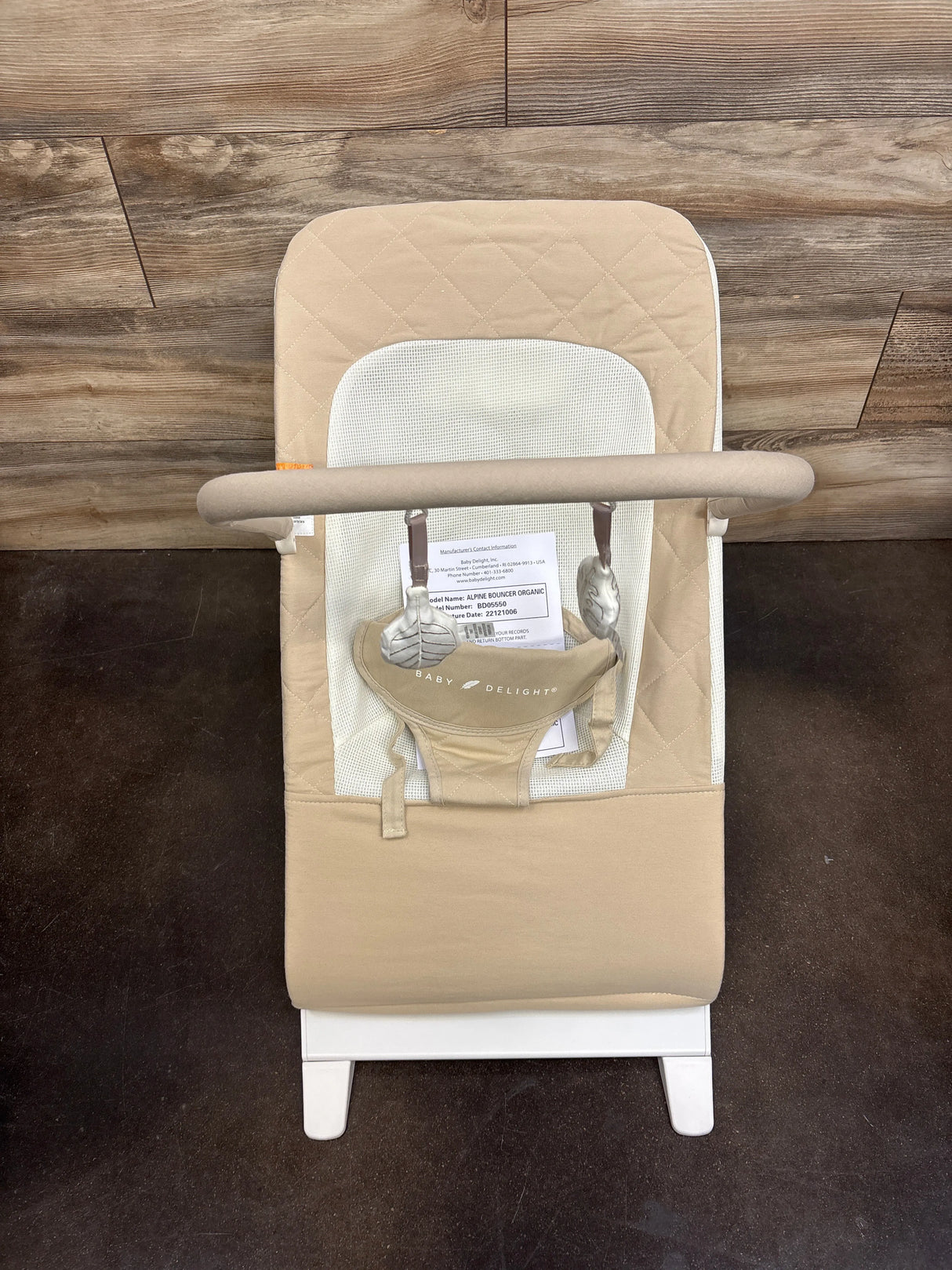 NEW Baby Delight Alpine Organic Deluxe Portable Bouncer in Oat