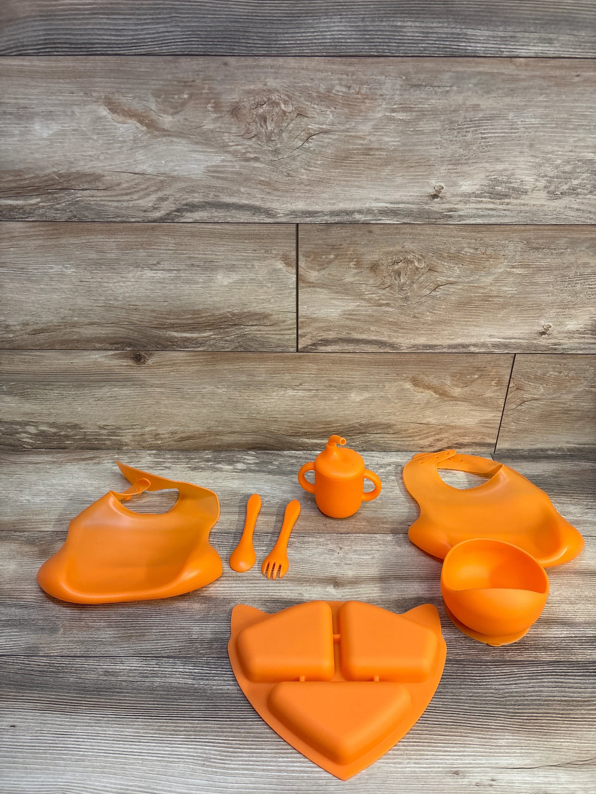 Close 7pc Silicone Baby Feeding Set in Orange