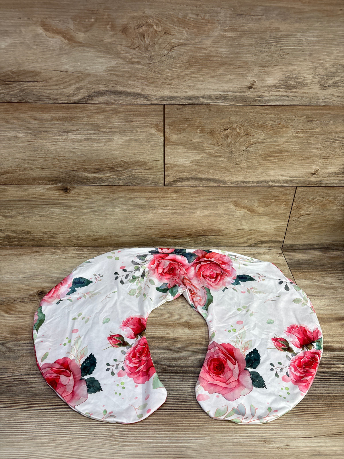 Wirein Floral Nursing Pillow Cover White