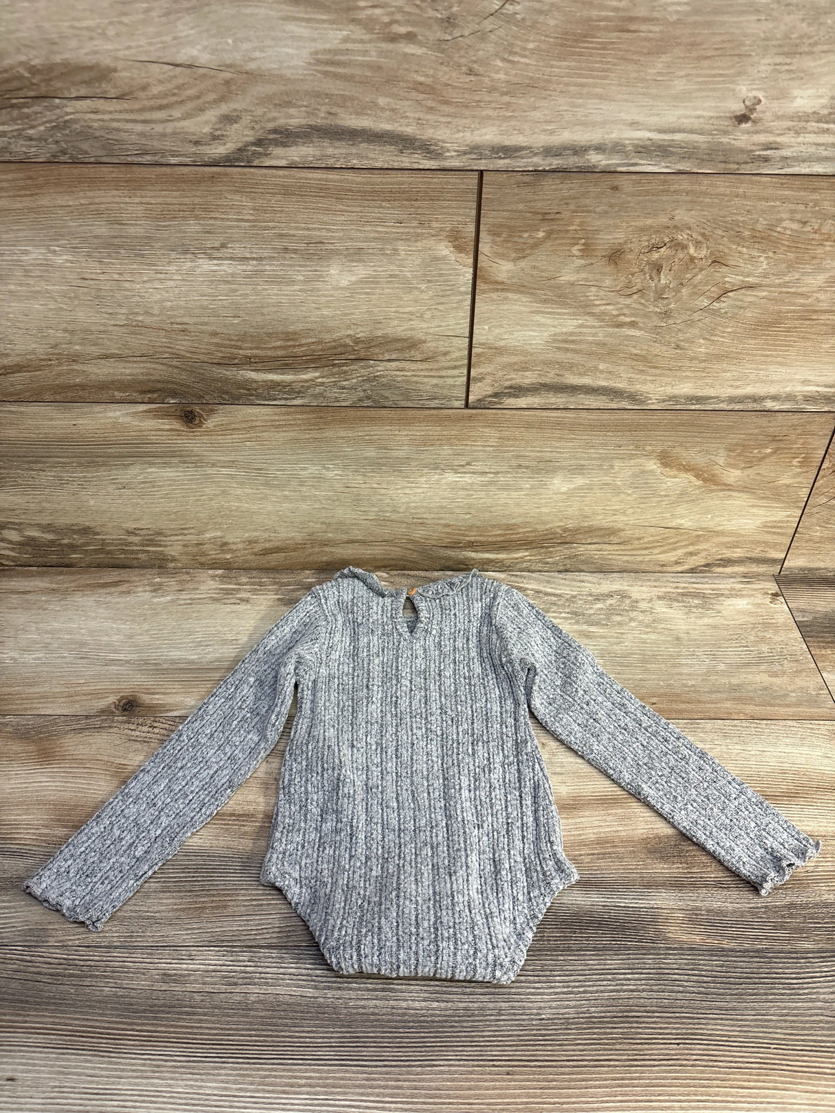 Zara Ruffle Long Sleeve Bodysuit Grey sz 2-3T - Me n Mommy To Be
