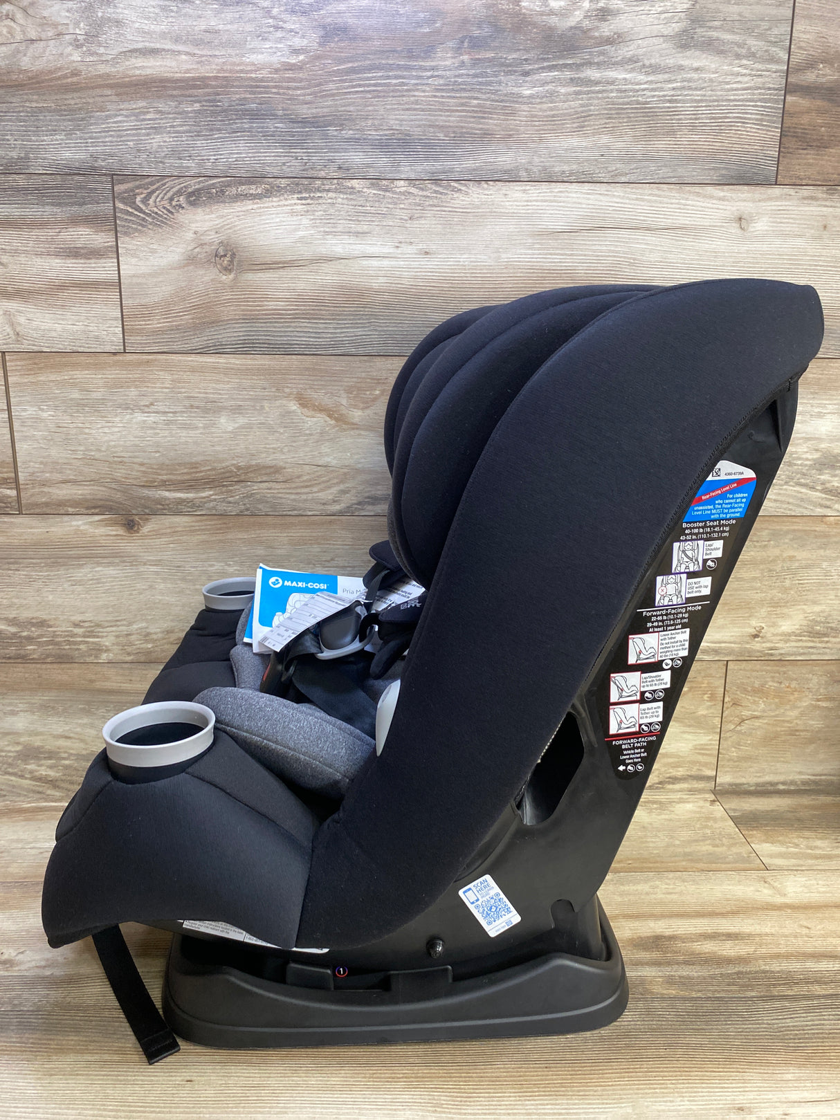 Maxi-Cosi Pria All-in-One Convertible Car Seat in Essential Black 4-100lbs