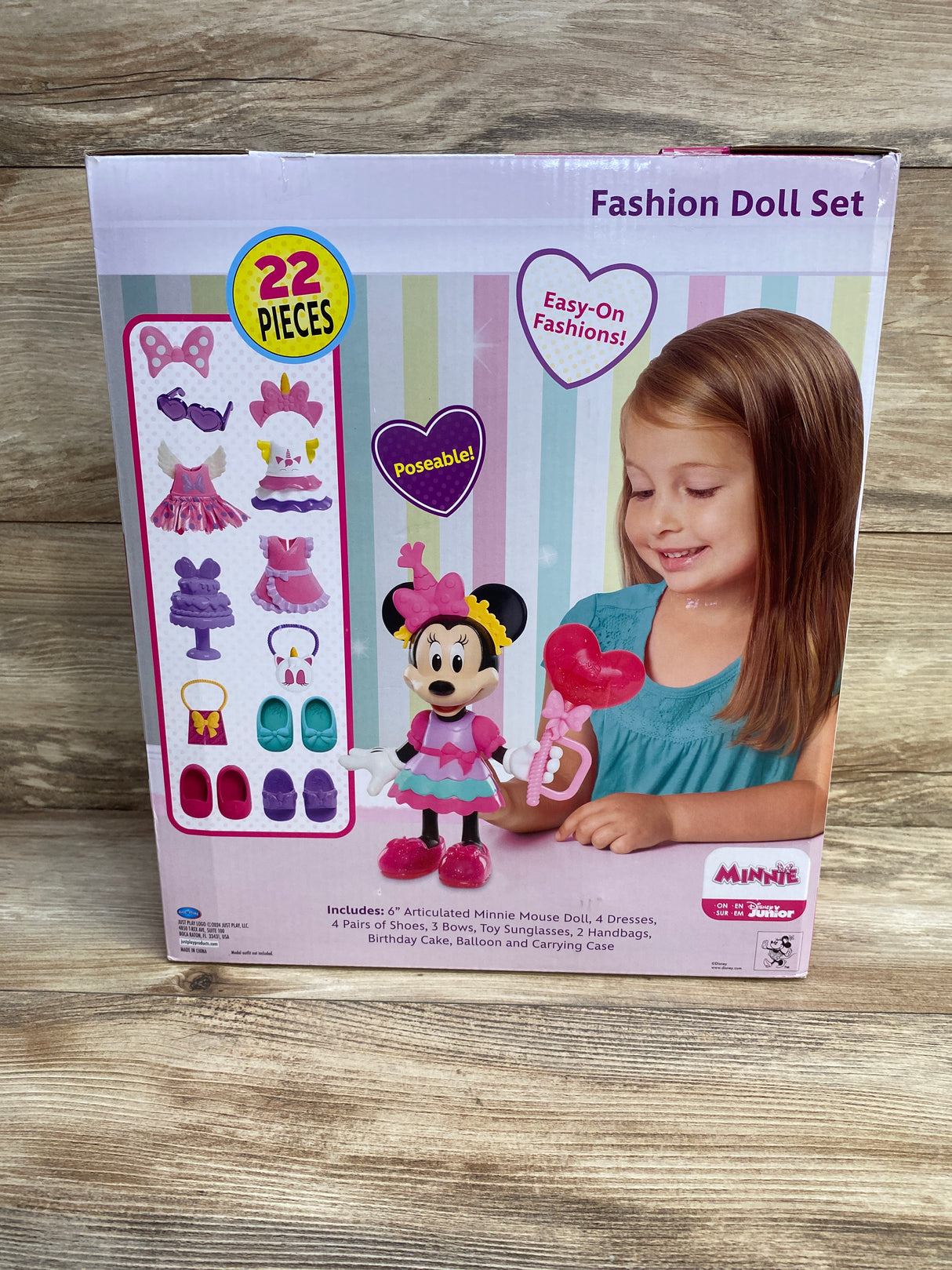 NEW Just Play Minnie Poseable Fashion Doll Set