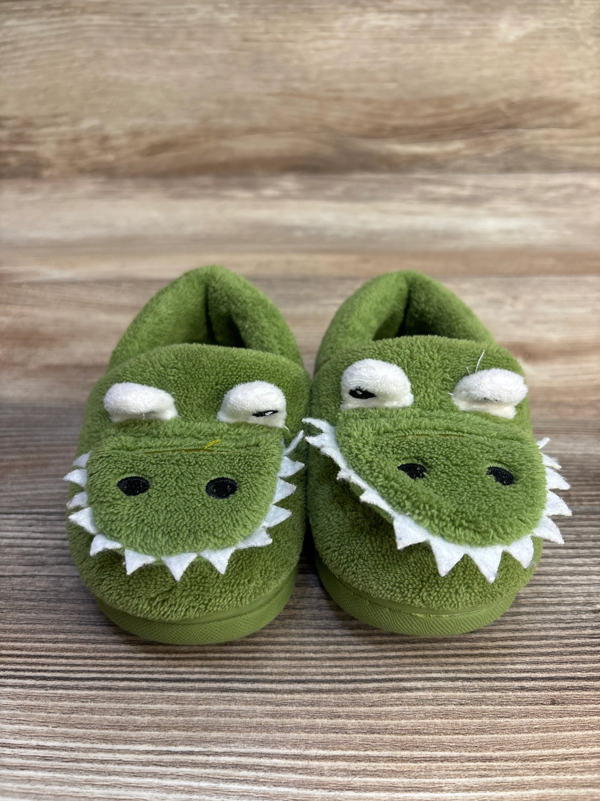 FCTREE Gator Slippers Green sz 5c