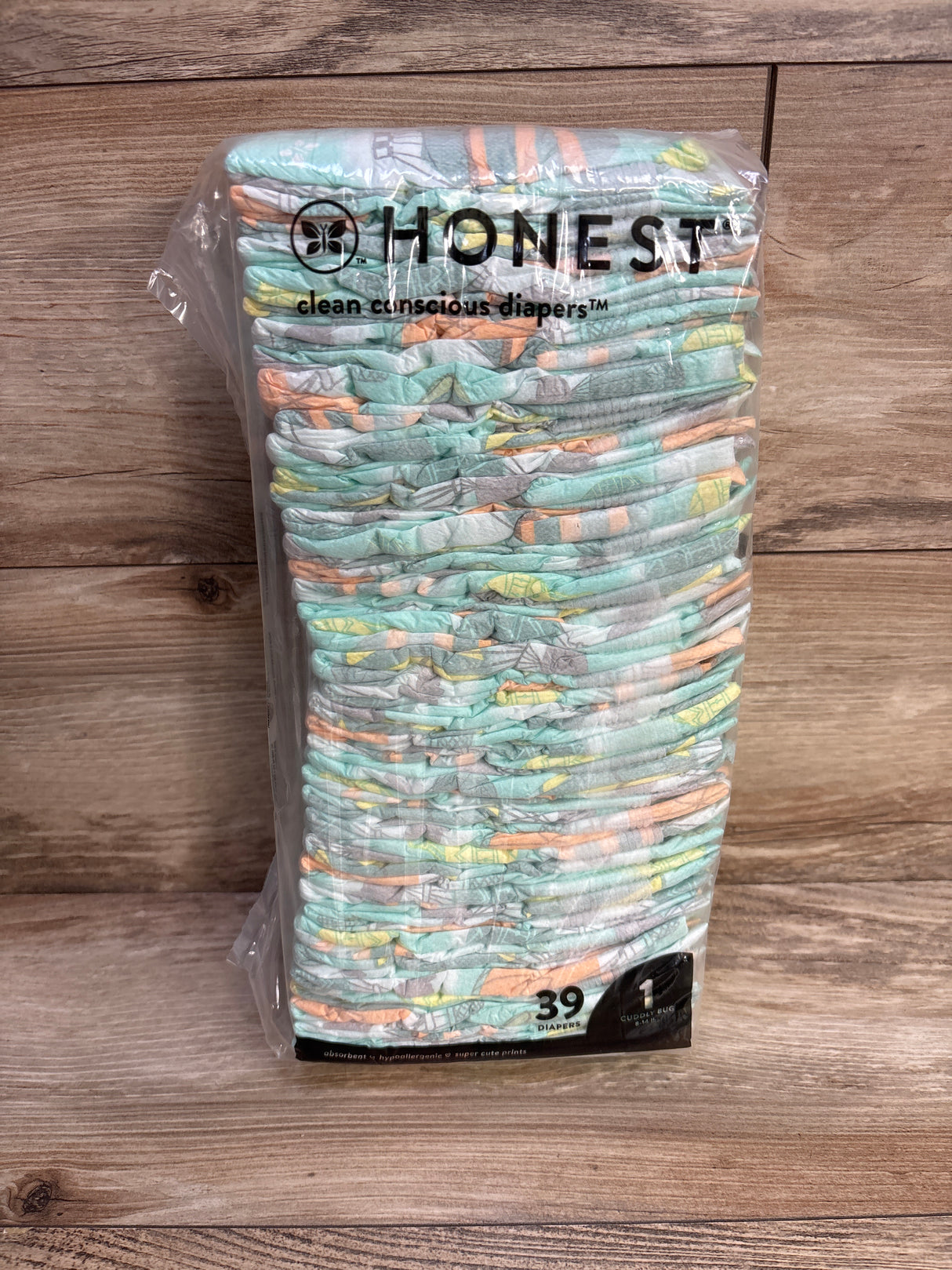 NEW The Honest Company Cuddly Bug Diapers 39ct. Size 1