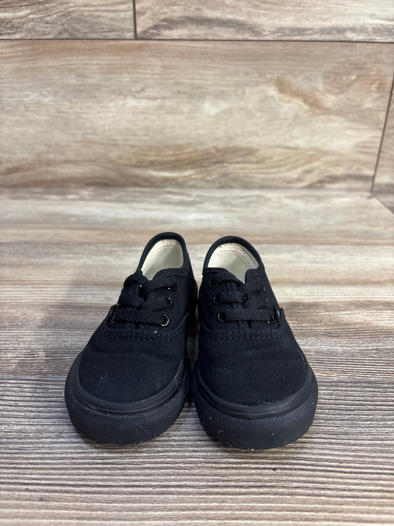Vans Authentic Low Top Sneakers Black sz 5c