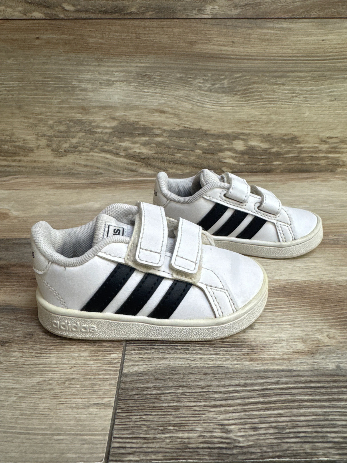 Adidas Kids' Grand Court 2.0 Tennis Shoe White sz 5c - Me n Mommy To Be