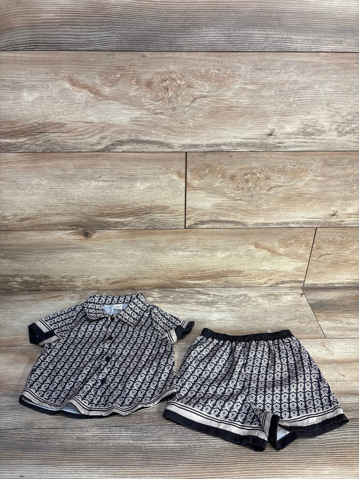 NEW Shein 2pc Button-Up Shirt & Shorts Set Beige sz 6-9m