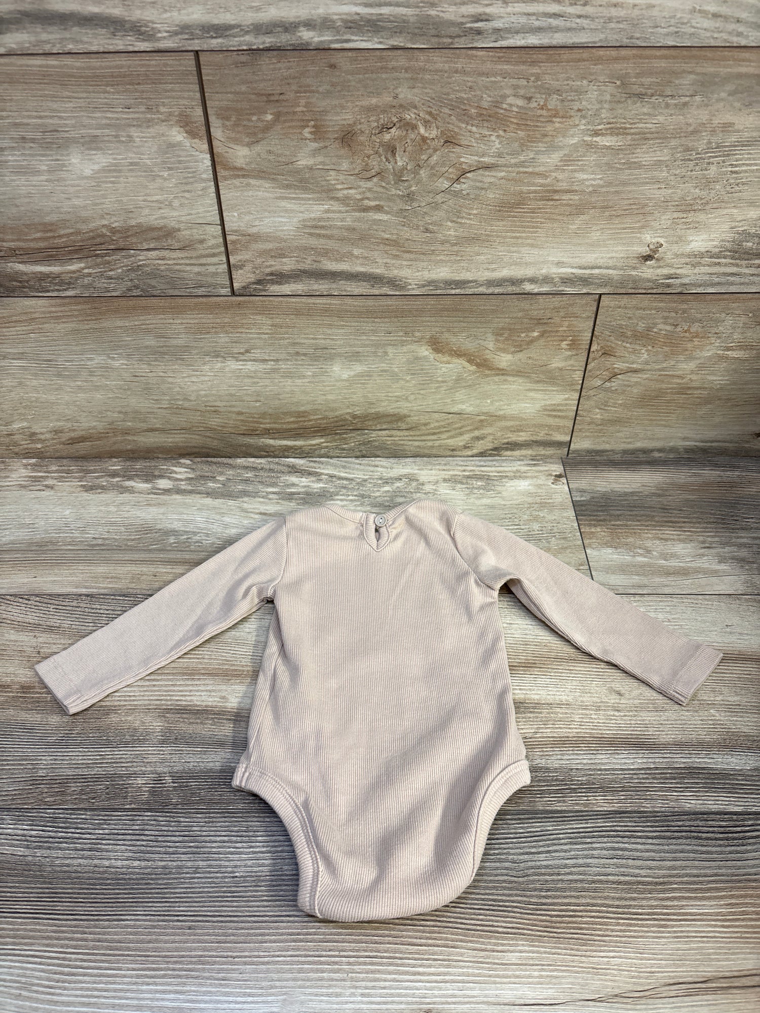 Ribbed Long Sleeve Bodysuit Beige sz 6/9m