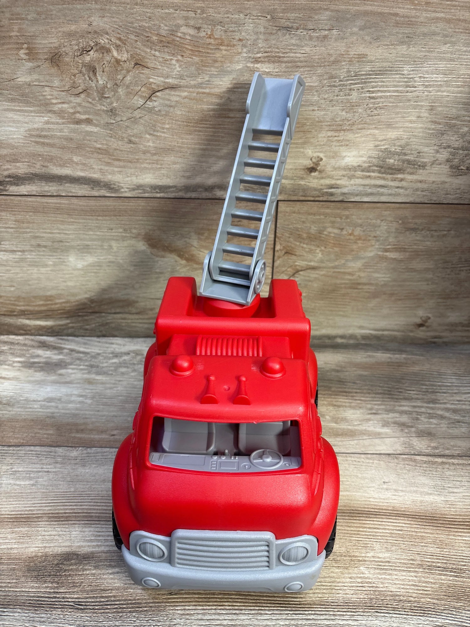 Member's Mark Firetruck Vehicle Red