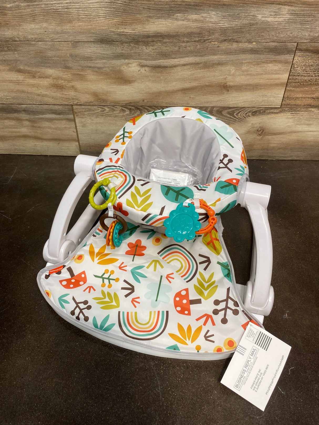 NEW Fisher Price Sit-Me-Up Floor Seat in Rainbow Showers