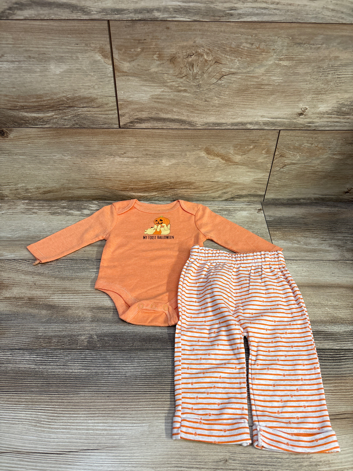NEW Disney Baby 2pc Winnie The Pooh My First Halloween Set Orange sz 0-3m