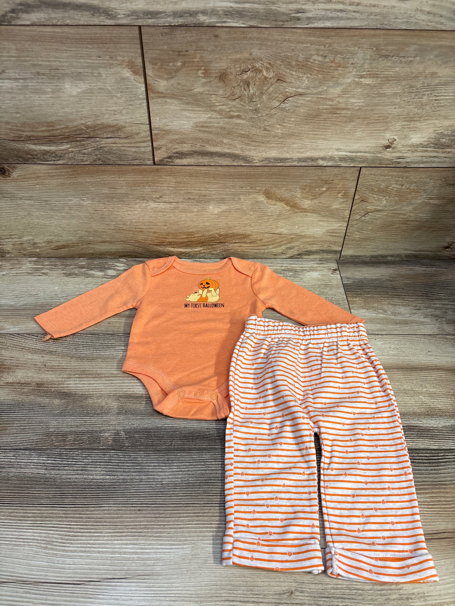 NEW Disney Baby 2pc Winnie The Pooh My First Halloween Set Orange sz 0-3m
