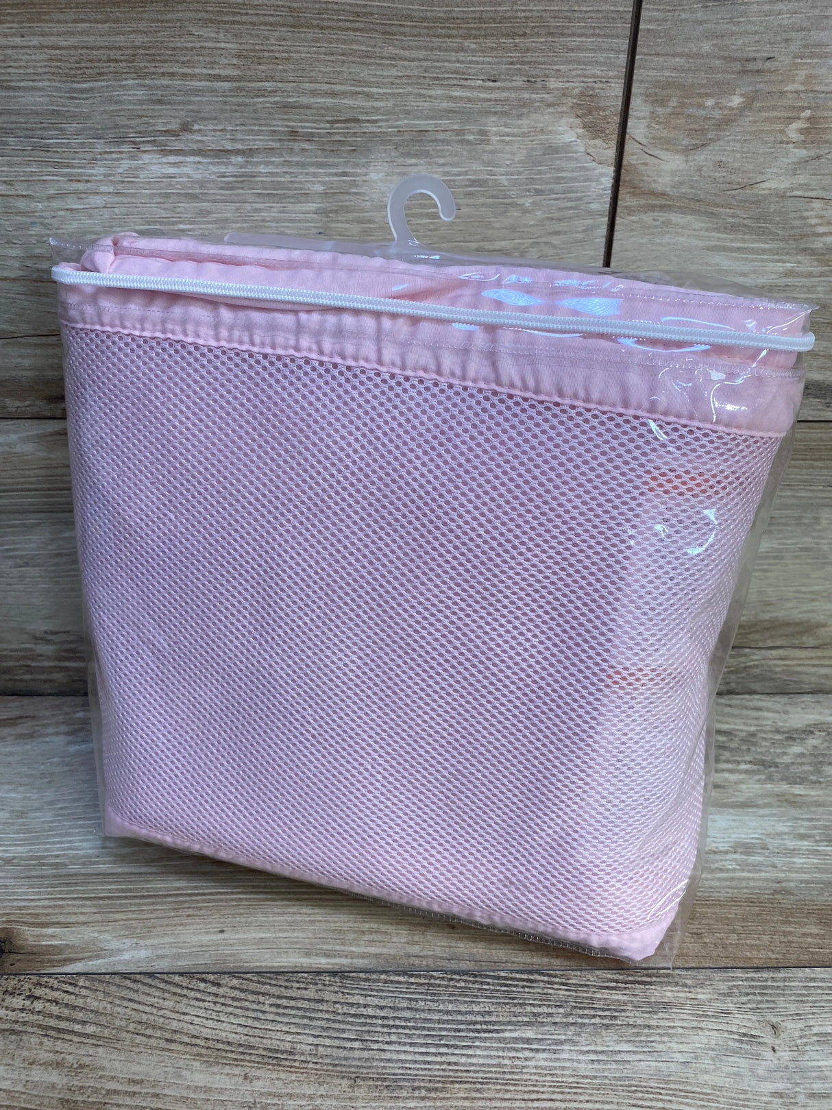 BreathableBaby Breathable Mesh Crib Liner in Pink