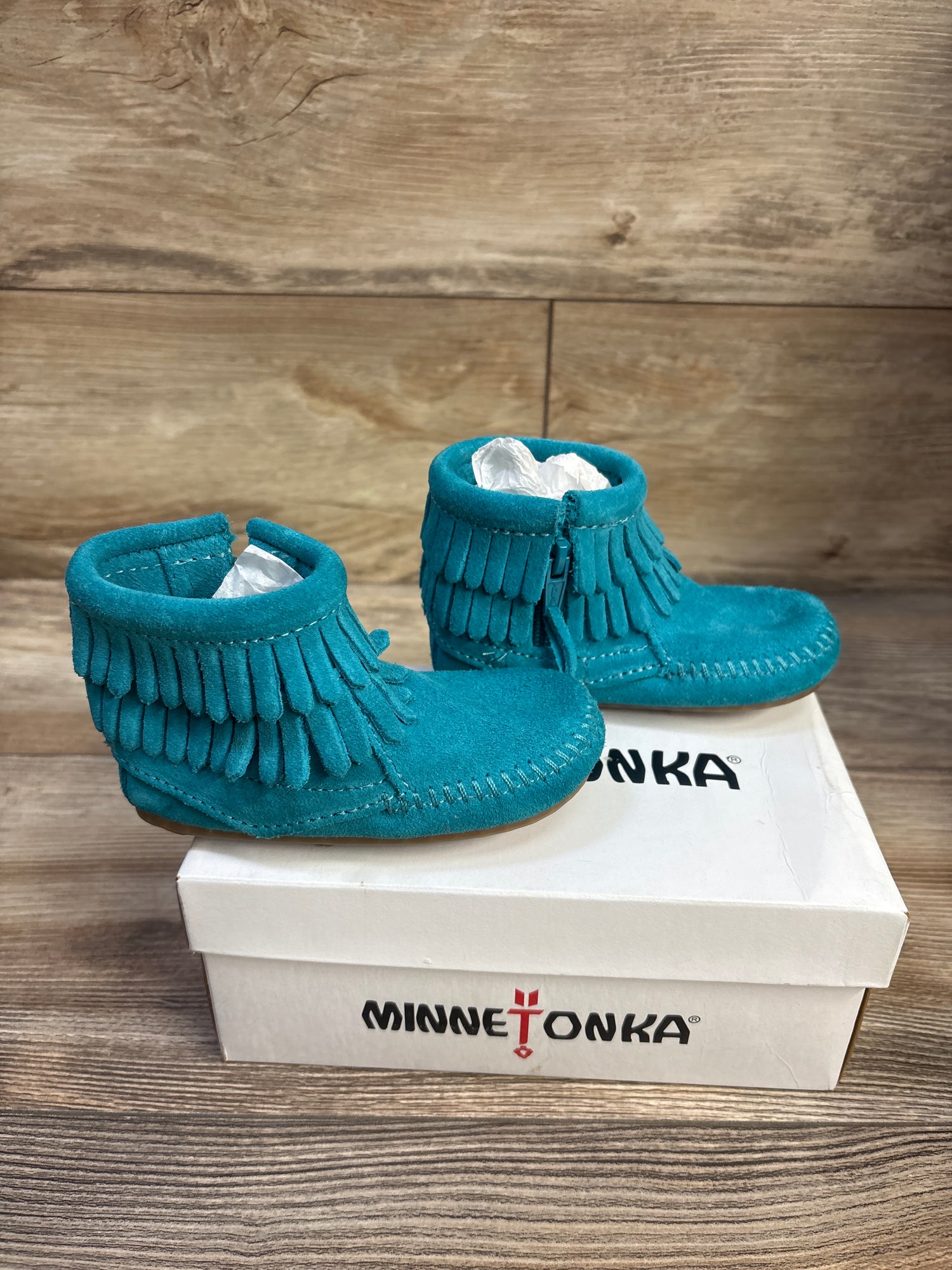 NEW MinneTonka Double Fringe Side Zip Booties Turquoise sz 5c
