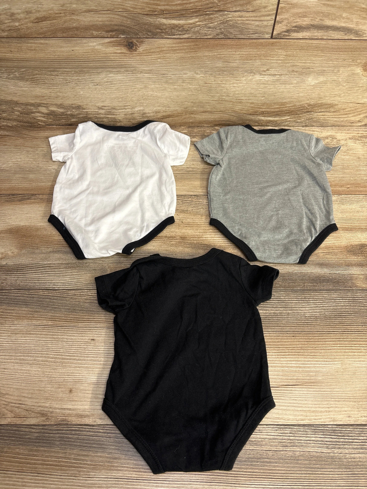 Nike 3pc Bodysuit Set White sz 3m