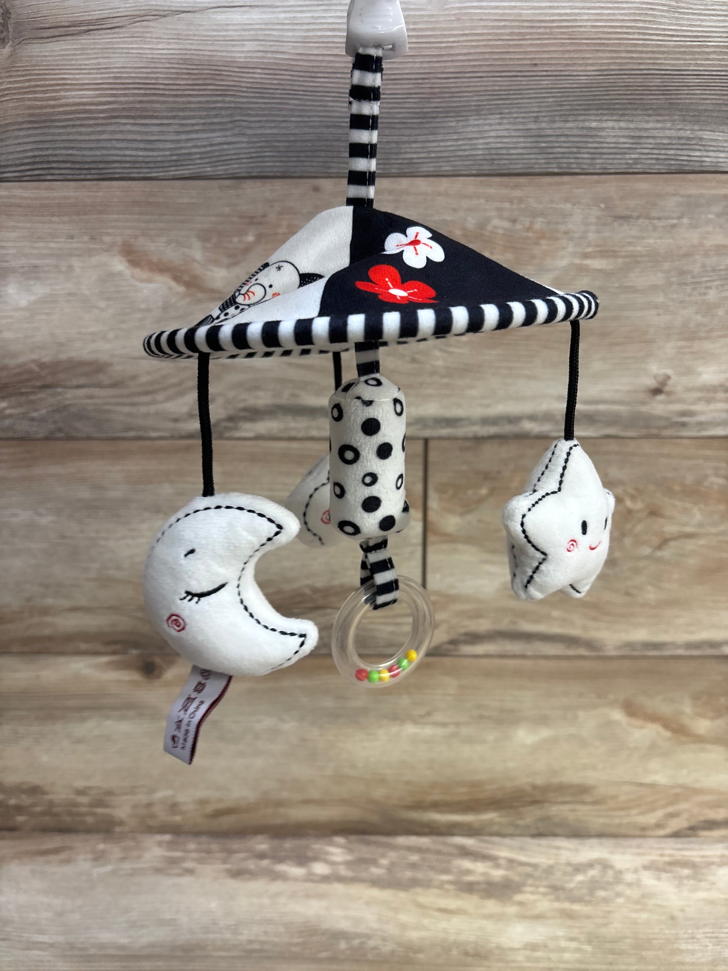 TOLOLO High Contrast Hanging Activity Toy