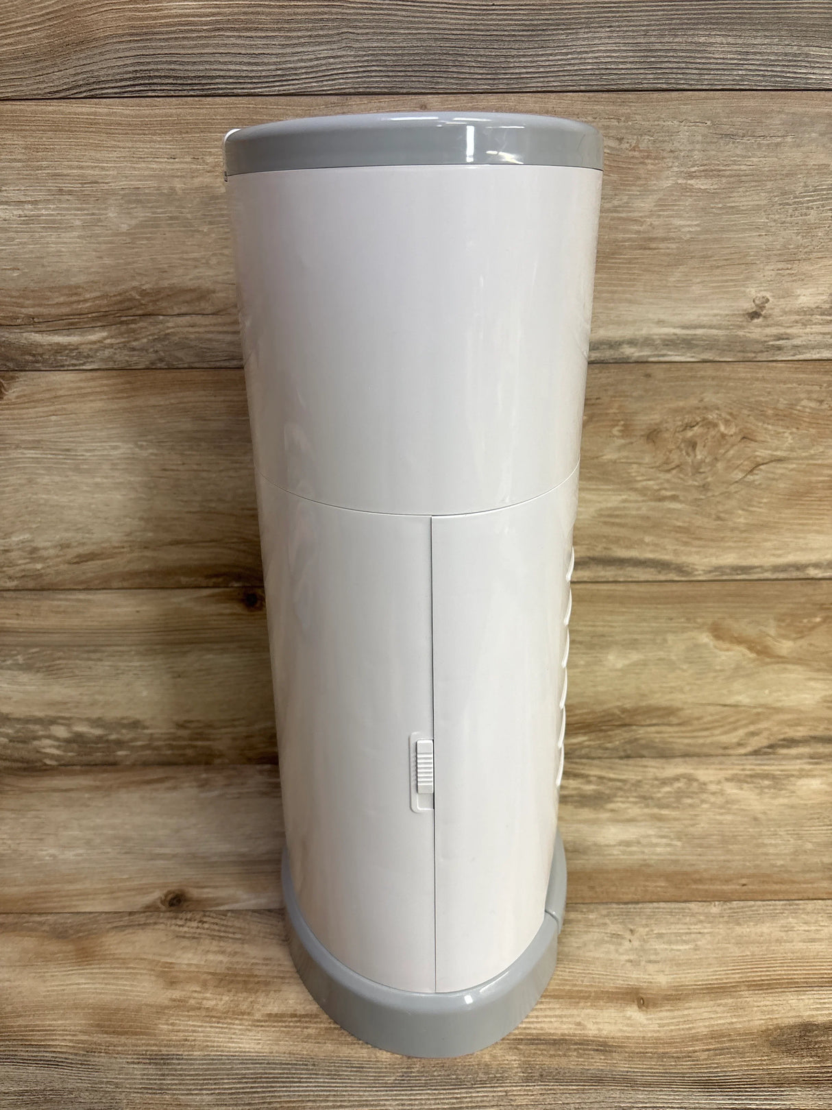 Dekor Plus Hands-Free Diaper Pail with Two Refill Packs
