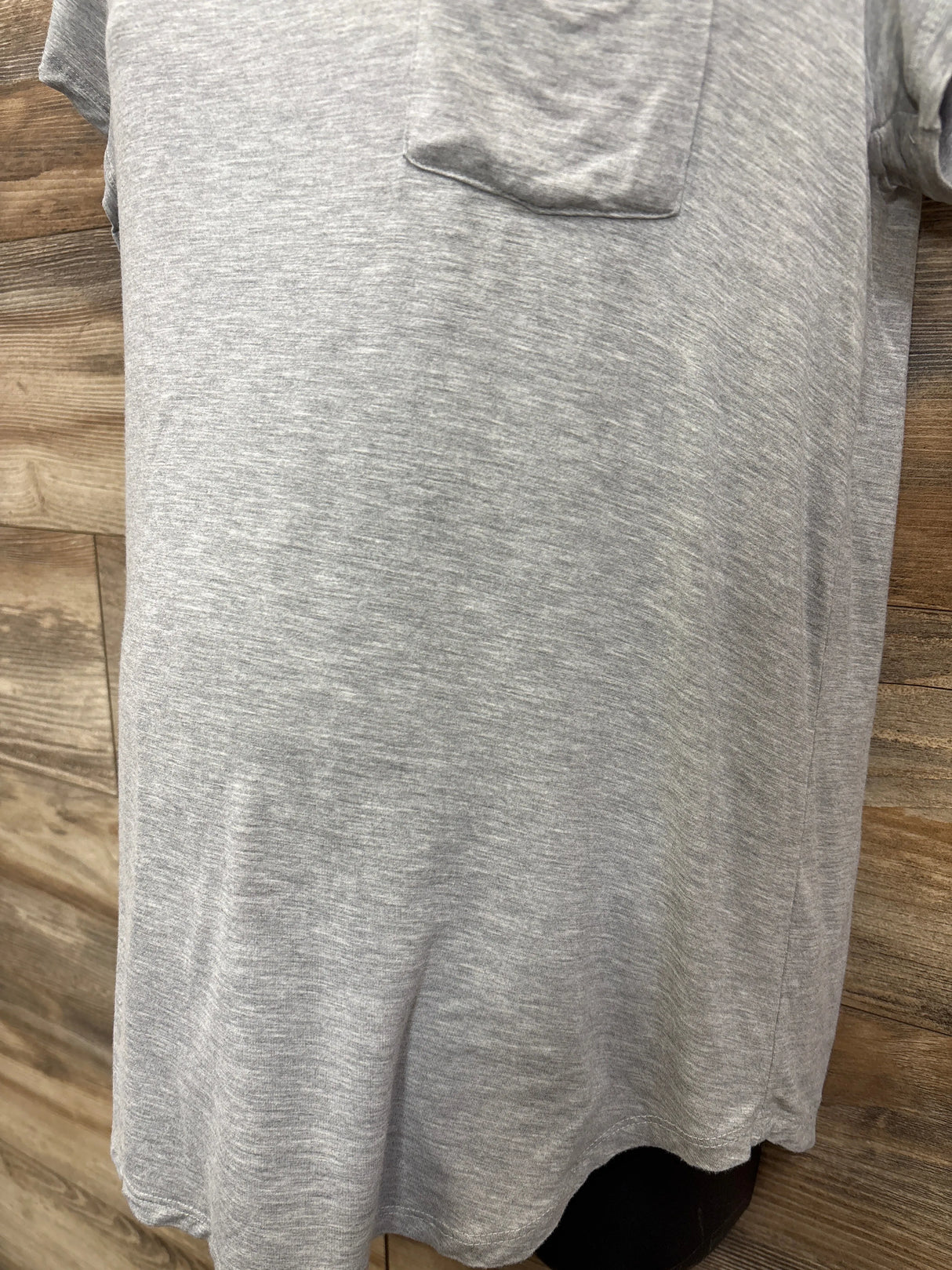 Kindred Bravely Everyday Maternity & Nursing T-shirt Grey Heather sz Small