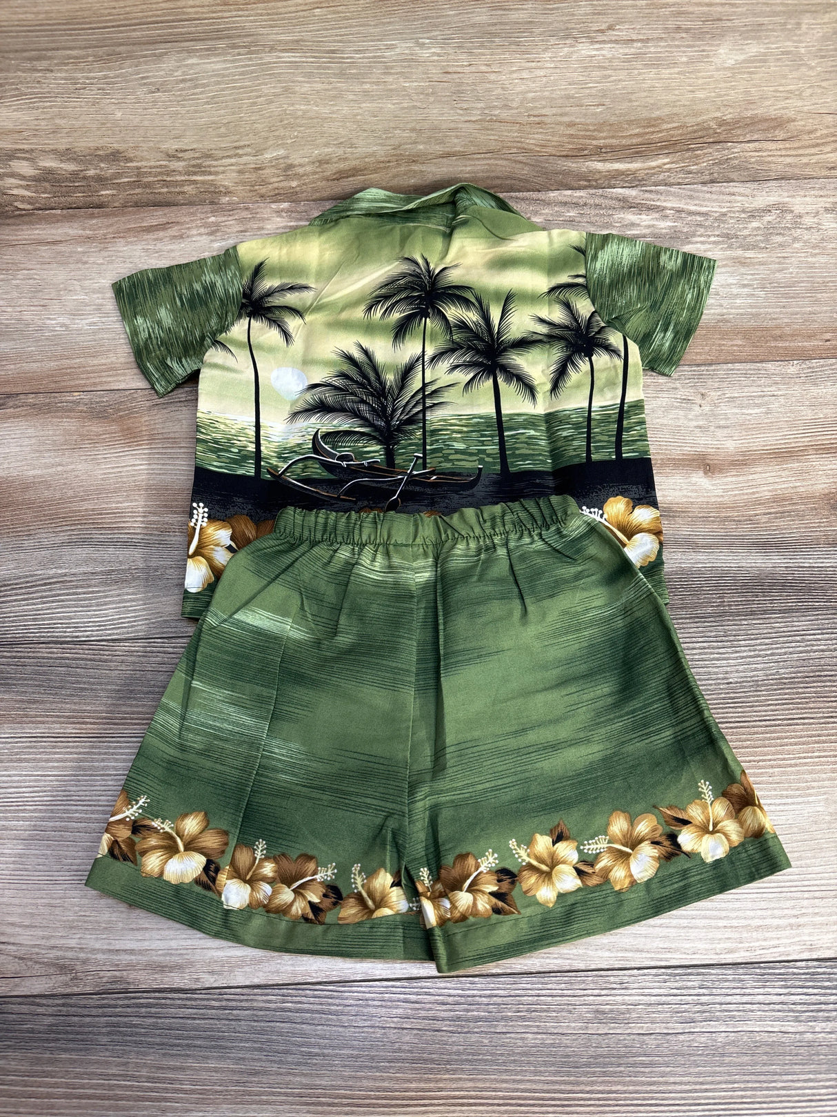 Winnie Fashion 2pc Button Up Shirt & Shorts Green sz 12m - Me n Mommy To Be