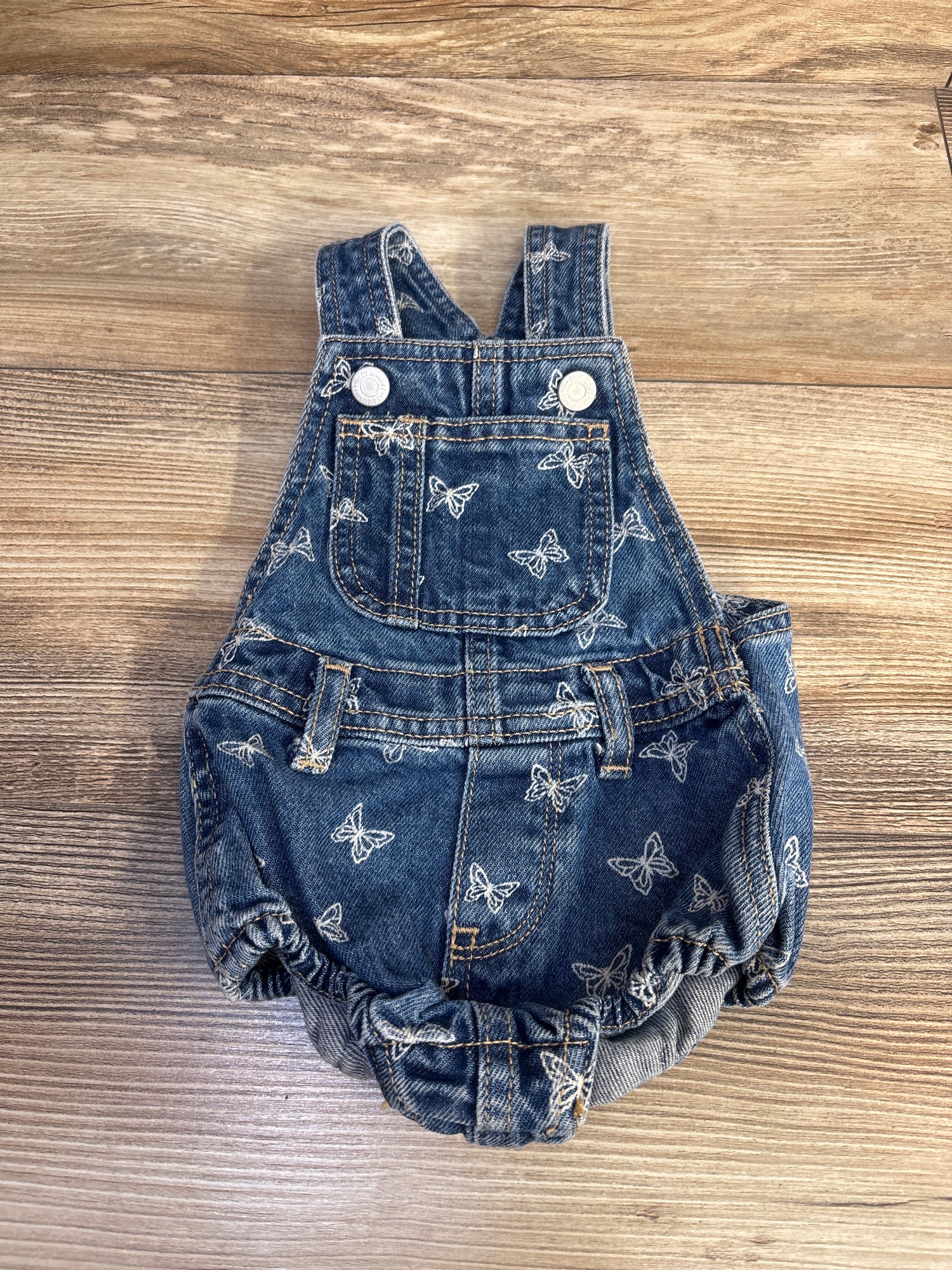 Old Navy Butterfly Jean Shortalls Blue sz 6-12m