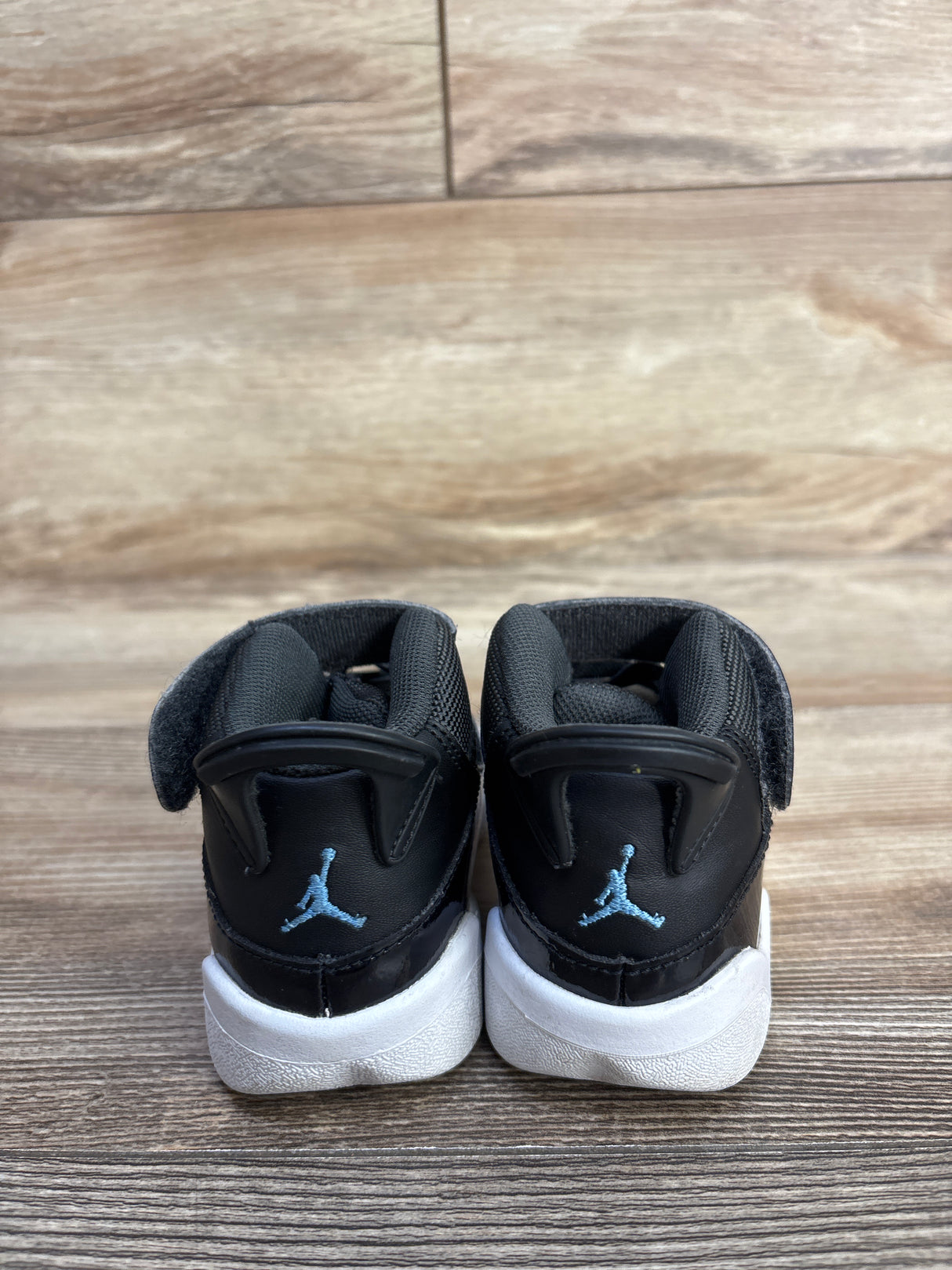 Jordan 6 Rings TD 'Black University Blue' Sneakers sz 7c