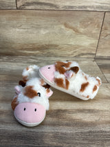 Wonder Nation Fuzzy Cow Slippers White sz 6c