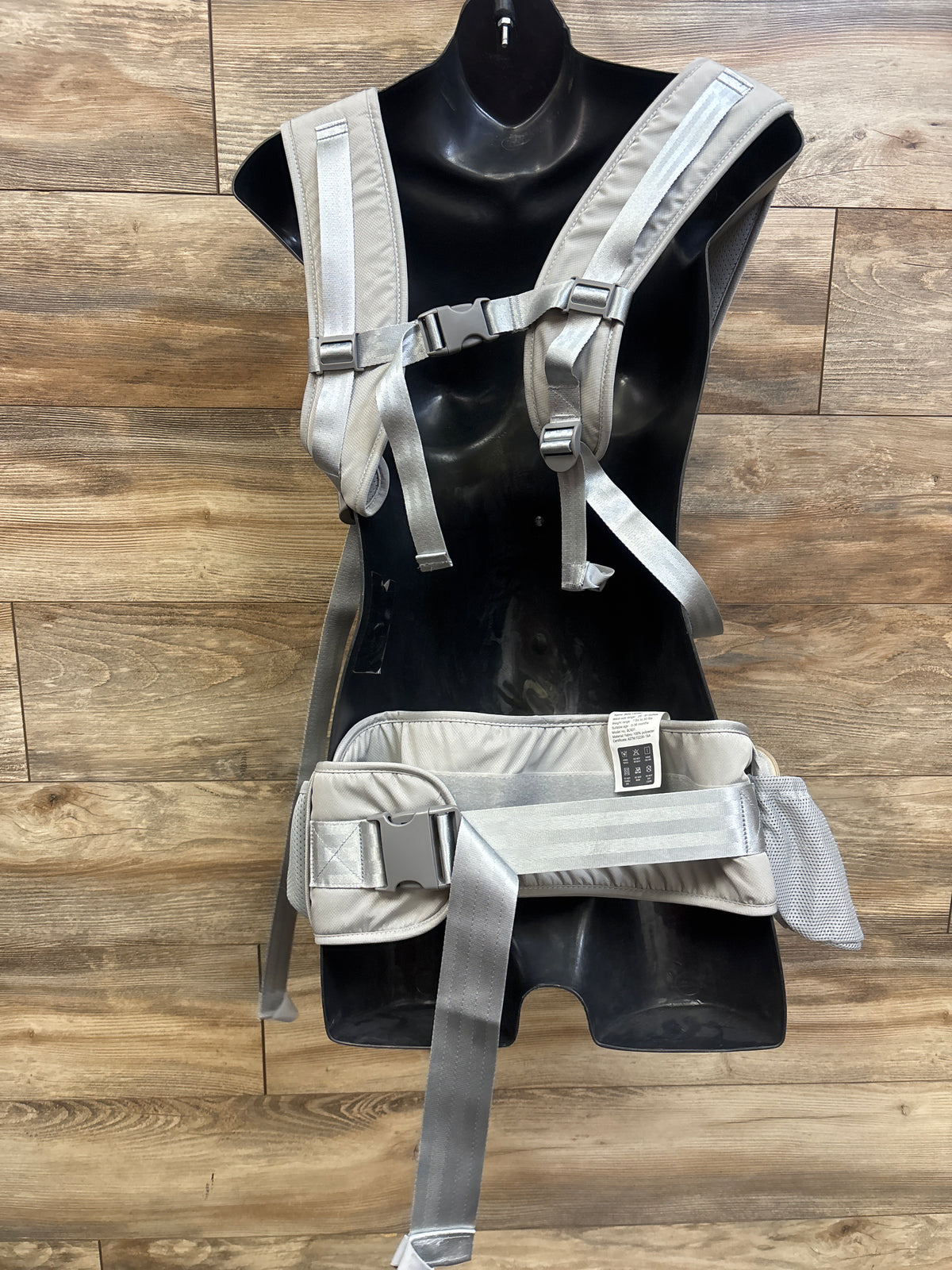 Momtory 6-in-1 Newborn To Toddler Carrier in Grey 7-50lbs
