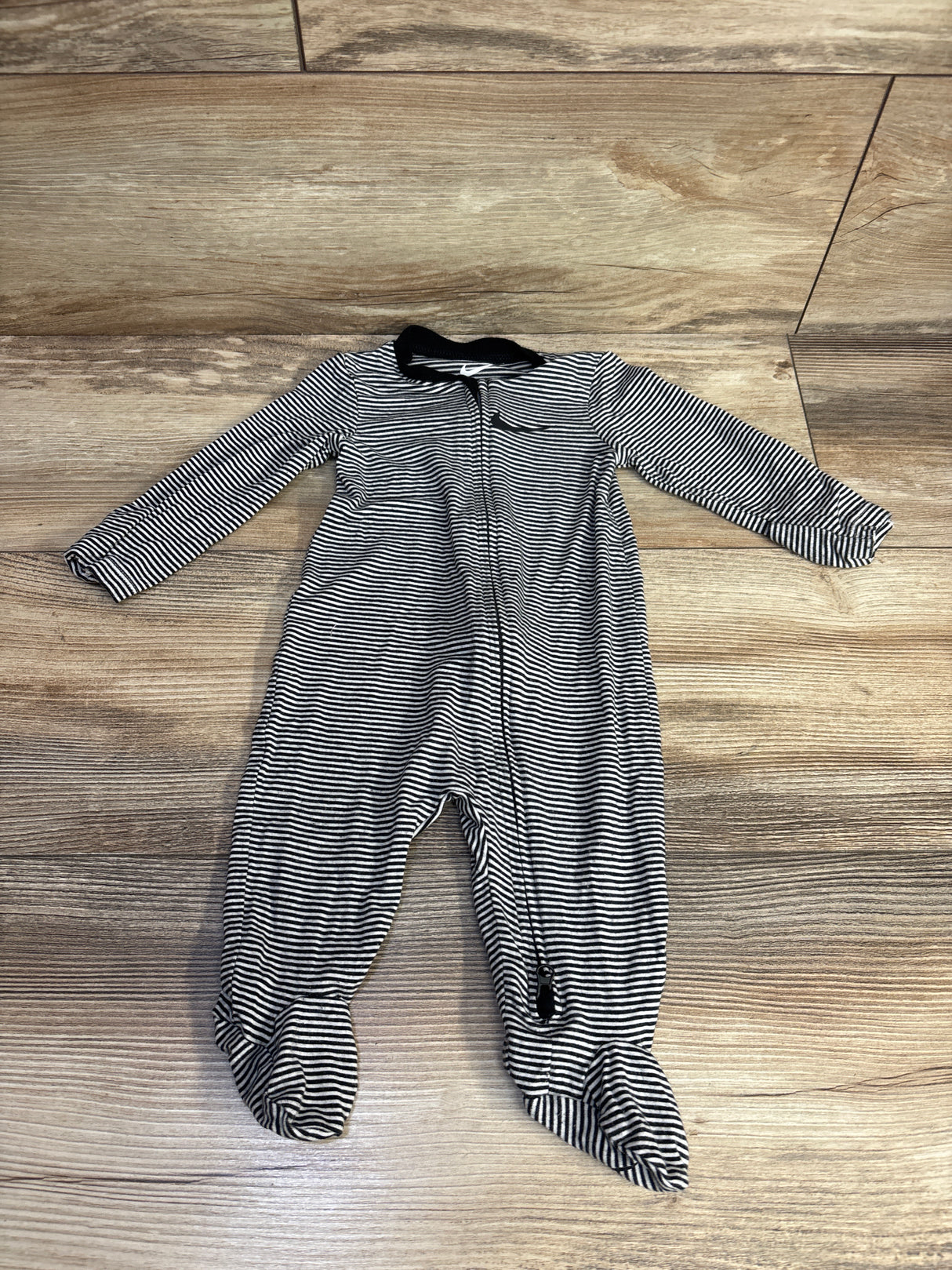Nike Striped Sleeper Black sz 3m