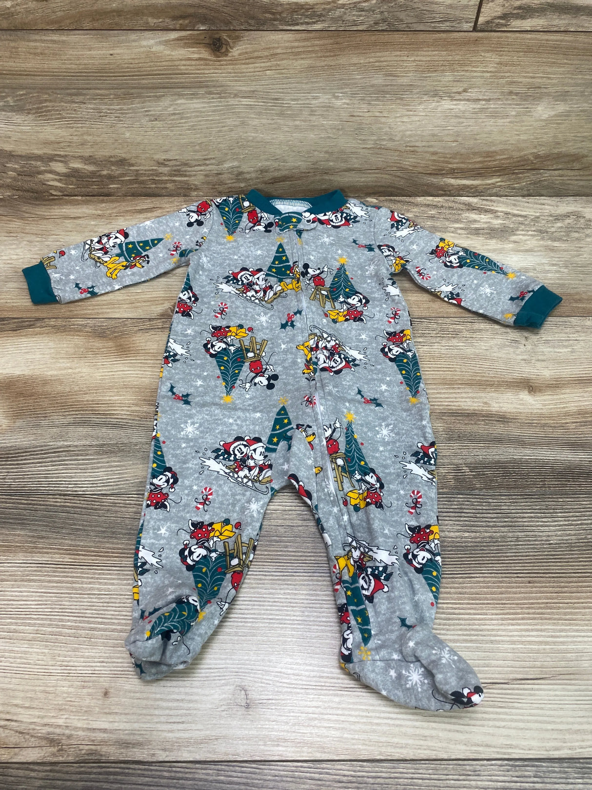 Disney Mickey & Friends Christmas Sleeper Grey sz 3-6m - Me n Mommy To Be