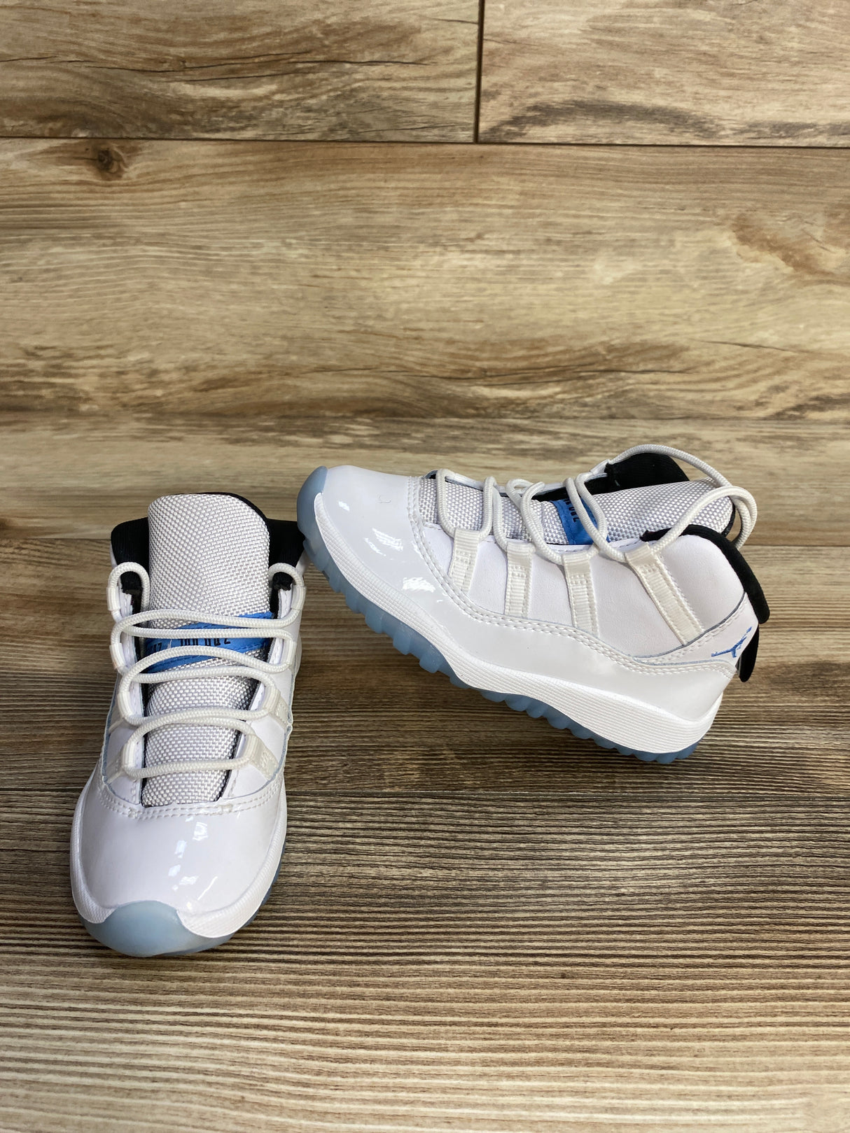 Air Jordan 11 Retro TD 'Legend Blue / Columbia' Sneakers sz 10c