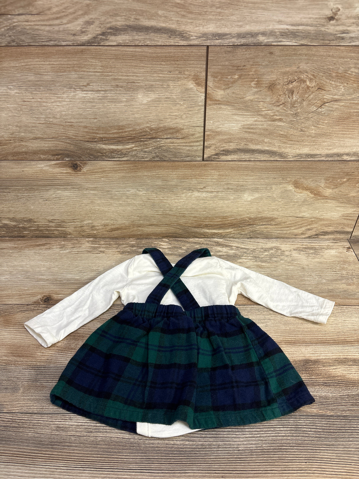 Old Navy 2pc Long Sleeve Bodysuit & Plaid Skirtall White sz 3-6m